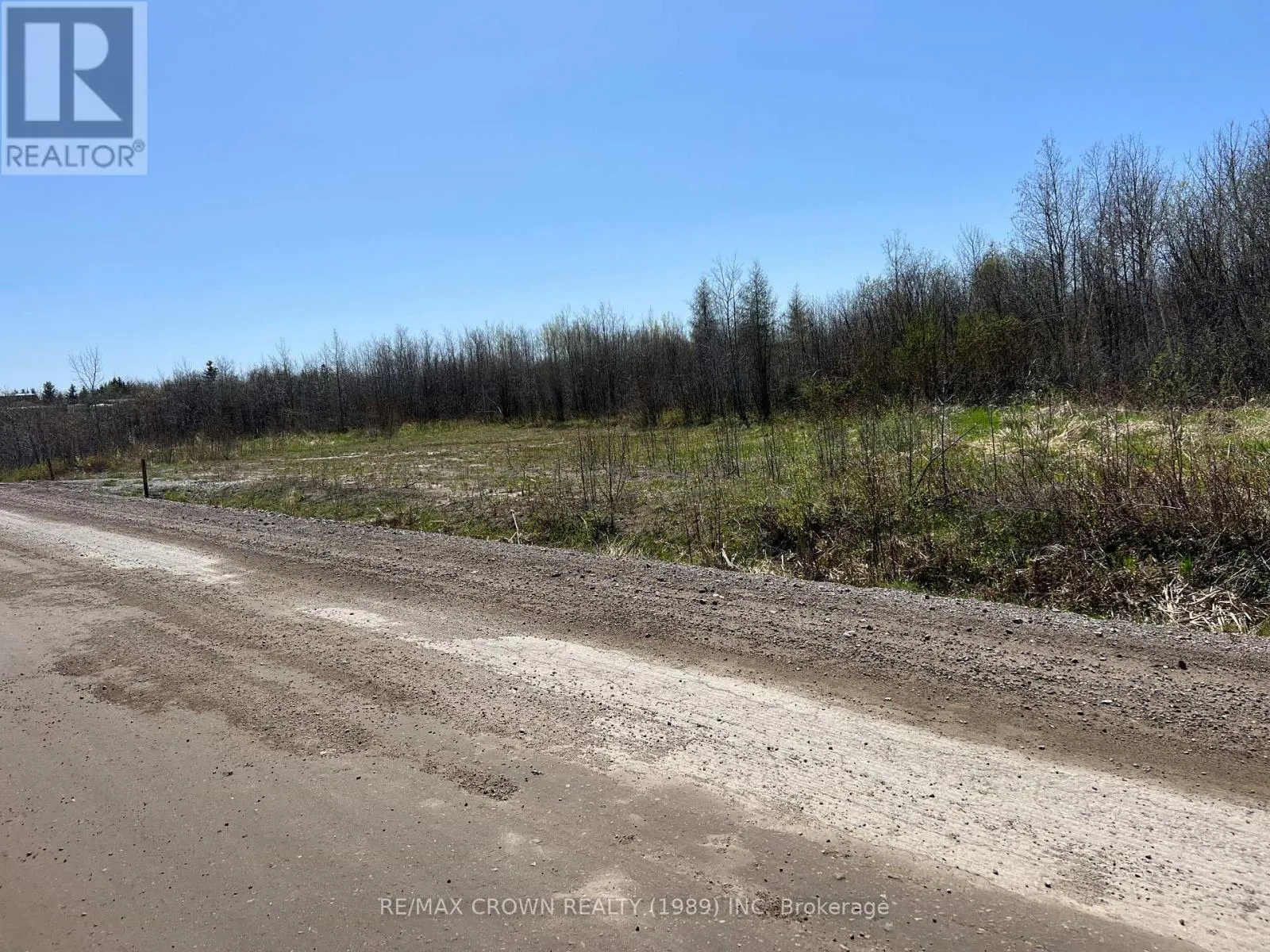 73 CLEAR LAKE NORTH ROAD