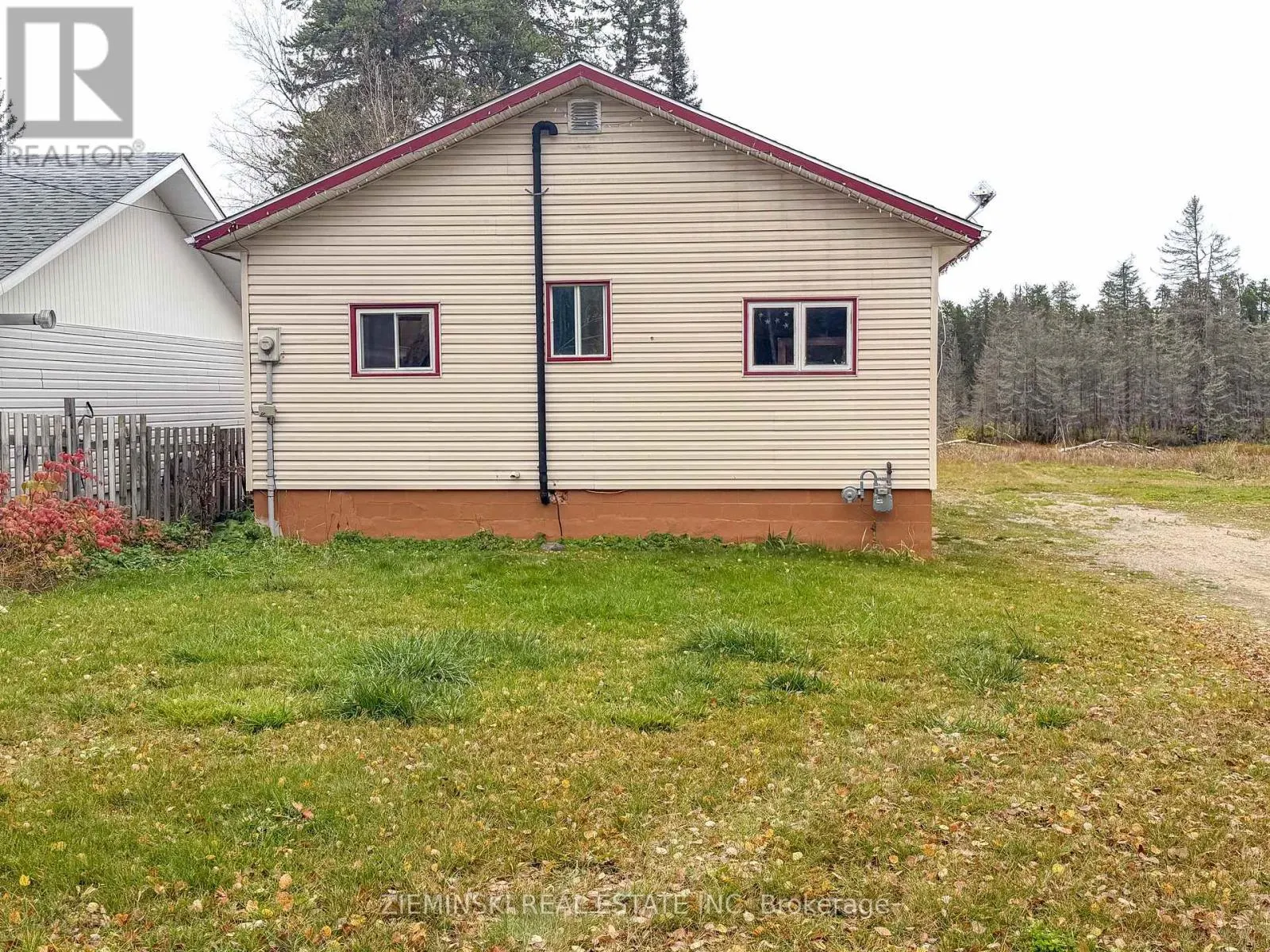 168 NELLIE LAKE ROAD W