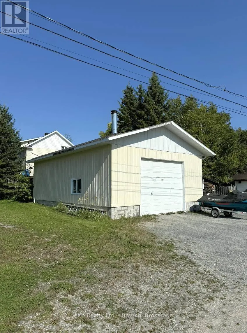 120 CIRCLE PLACE