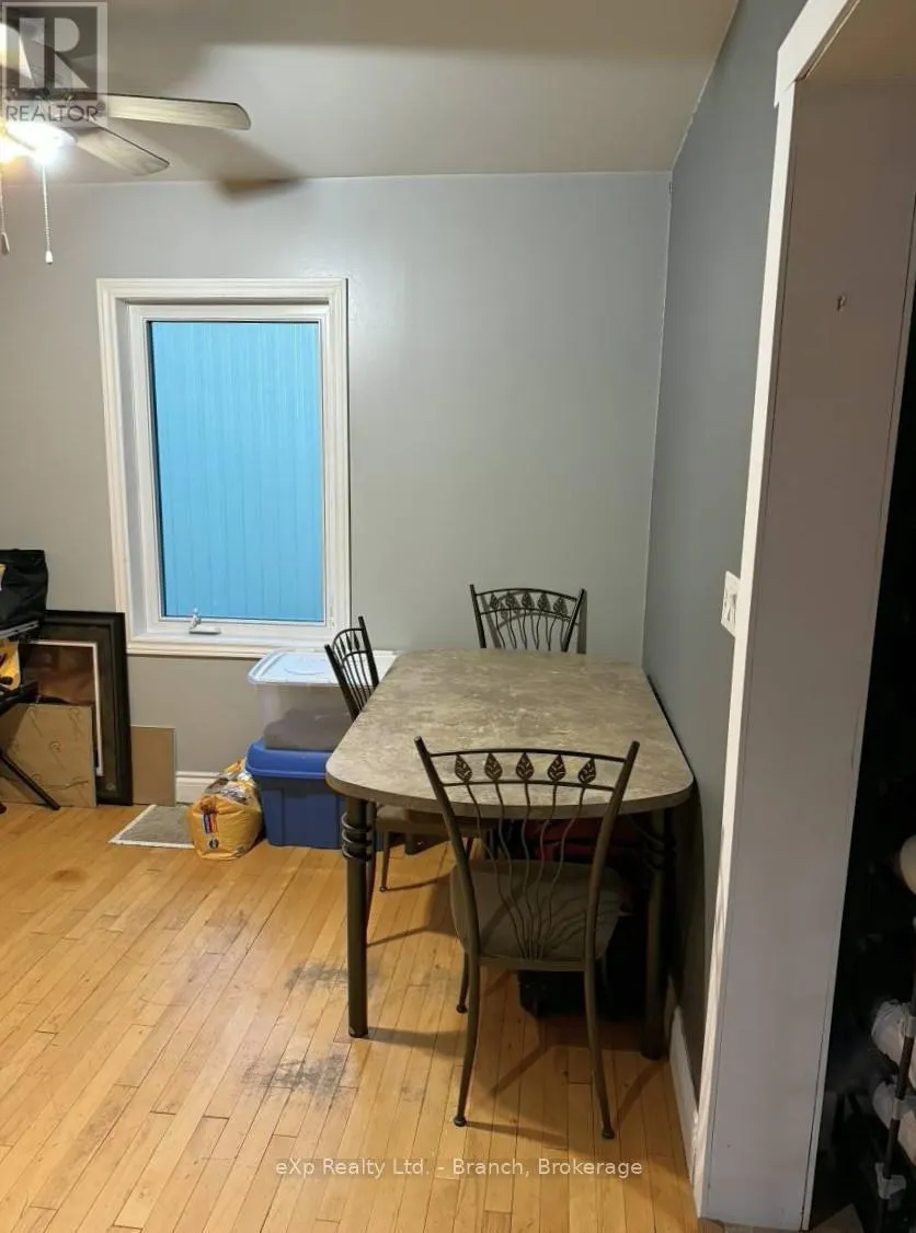 120 CIRCLE PLACE