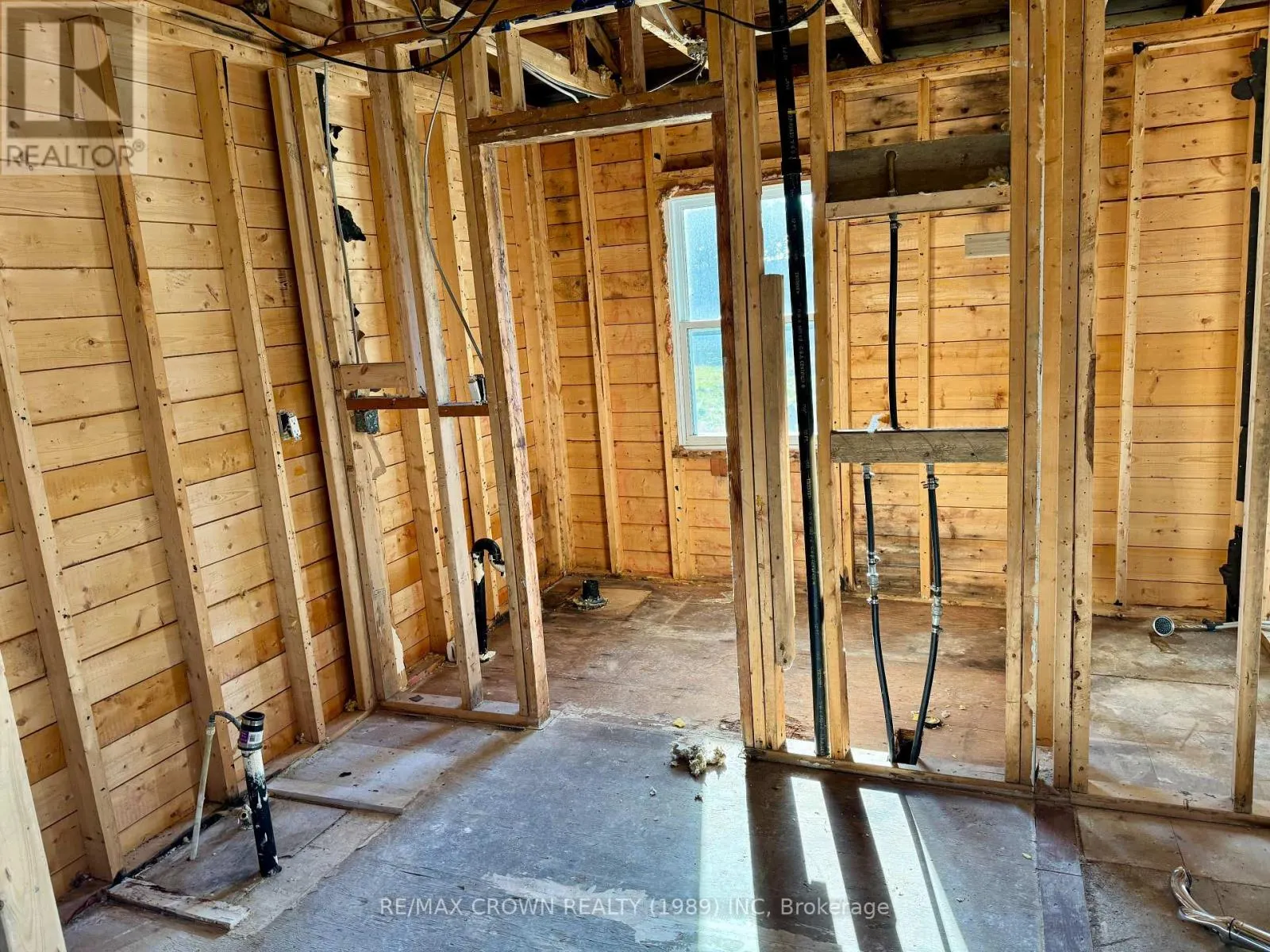 42 LEFEBVRE PENINSULA ROAD