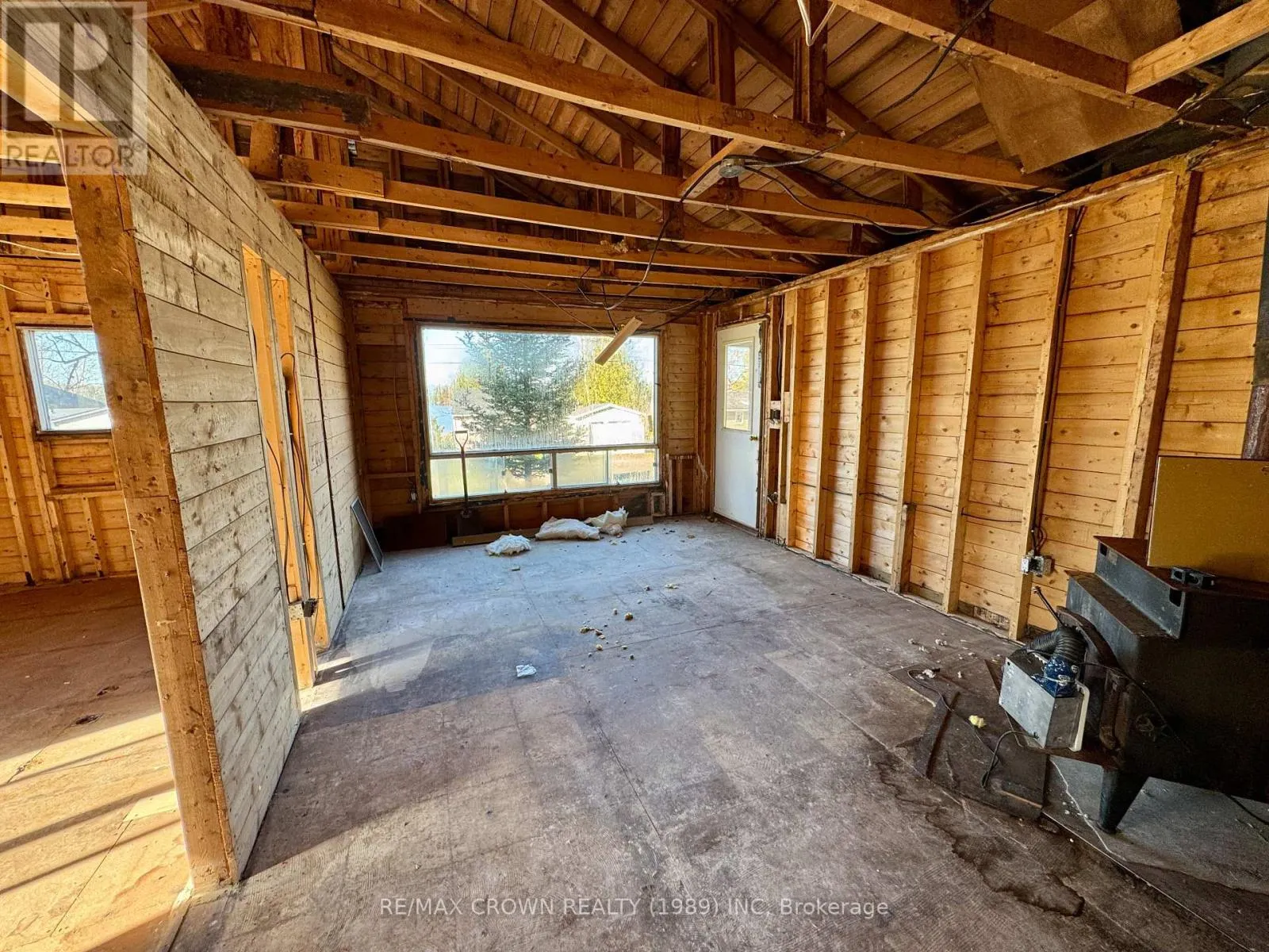 42 LEFEBVRE PENINSULA ROAD