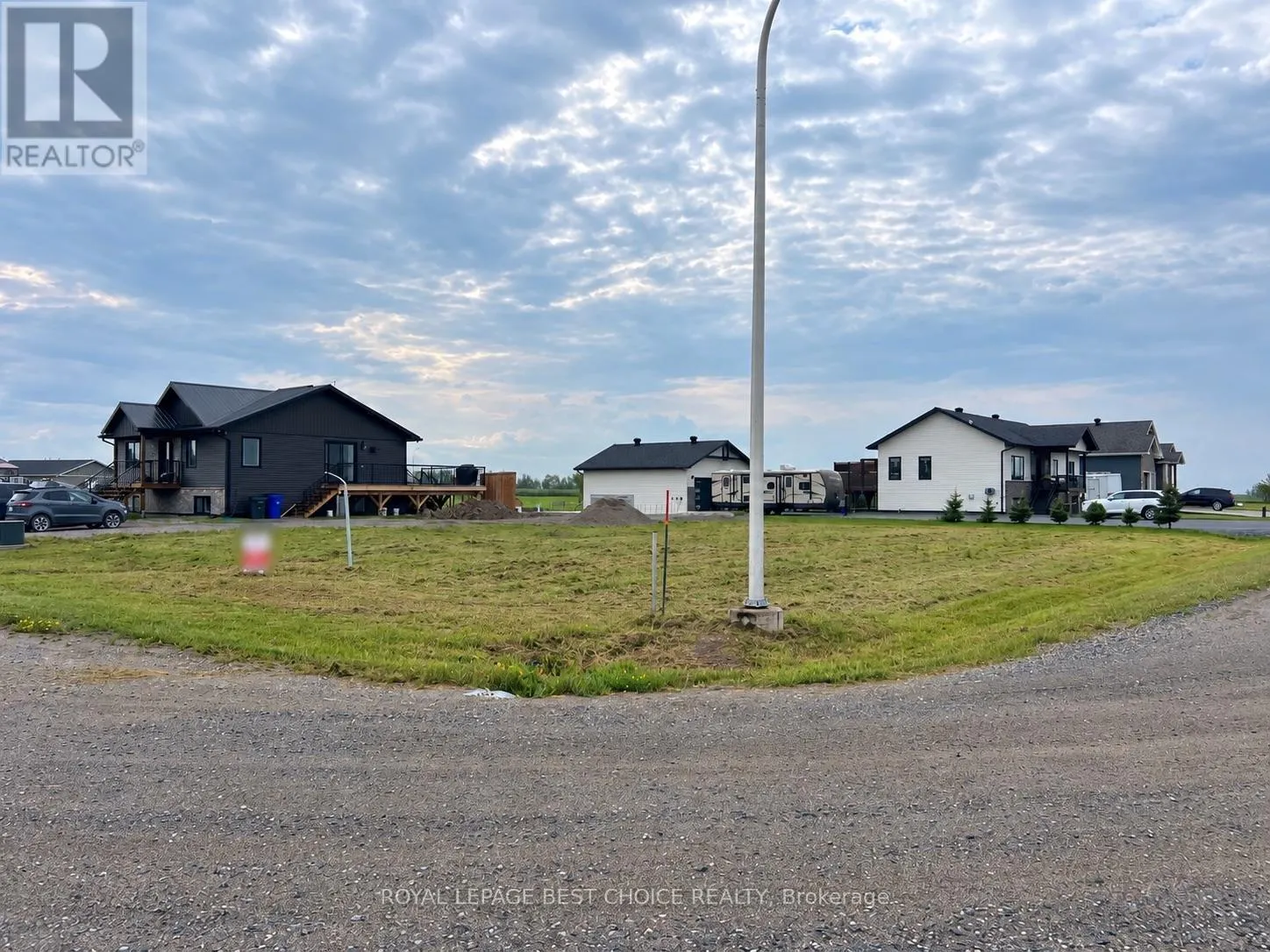 31 JULES GRAVEL CRESCENT