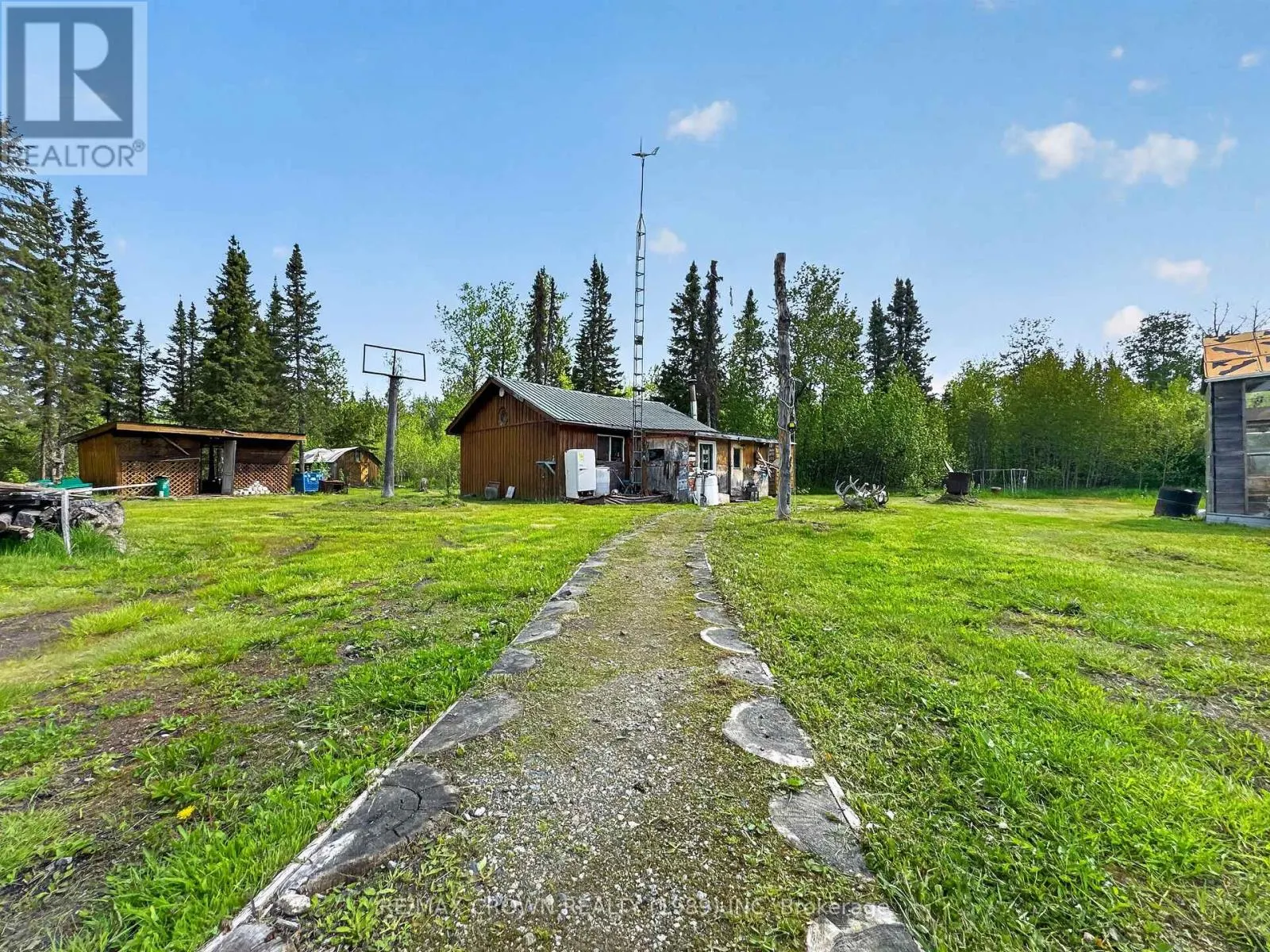 LOT 5 CONCESSION 3