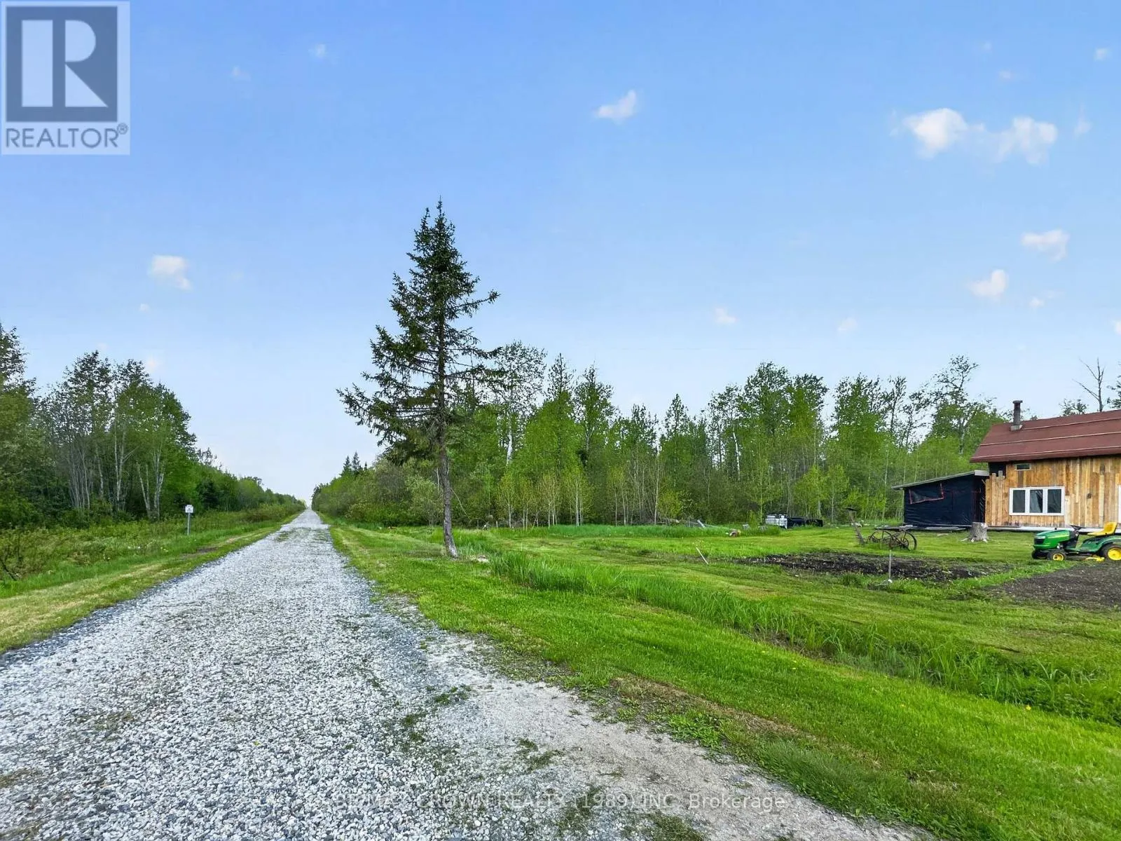 LOT 5 CONCESSION 3