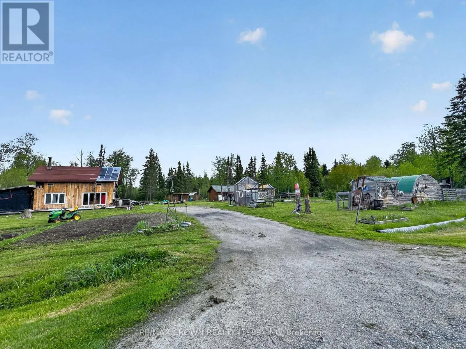 LOT 5 CONCESSION 3