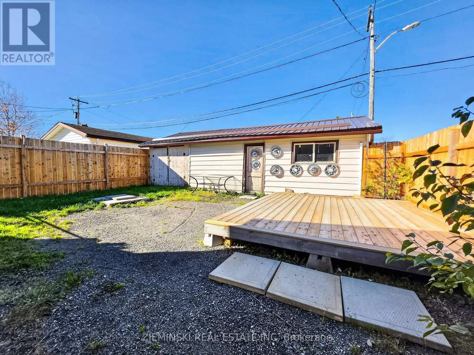 348 CAMBRIDGE AVENUE