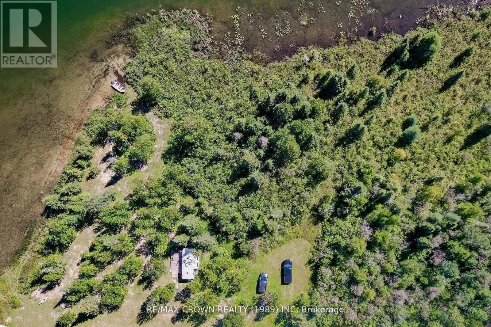 24 SHALLOW LAKE ROAD W