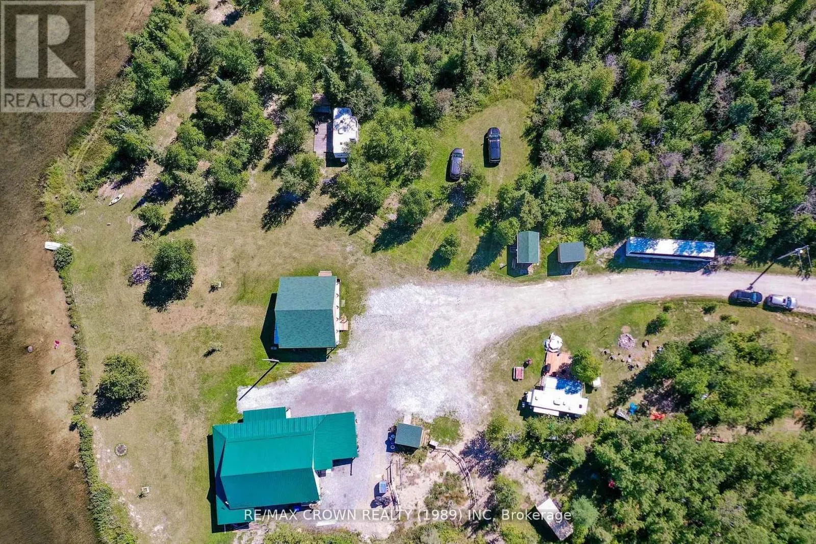 24 SHALLOW LAKE ROAD W