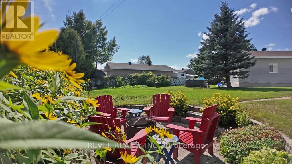 1089 GREENINGDON DRIVE