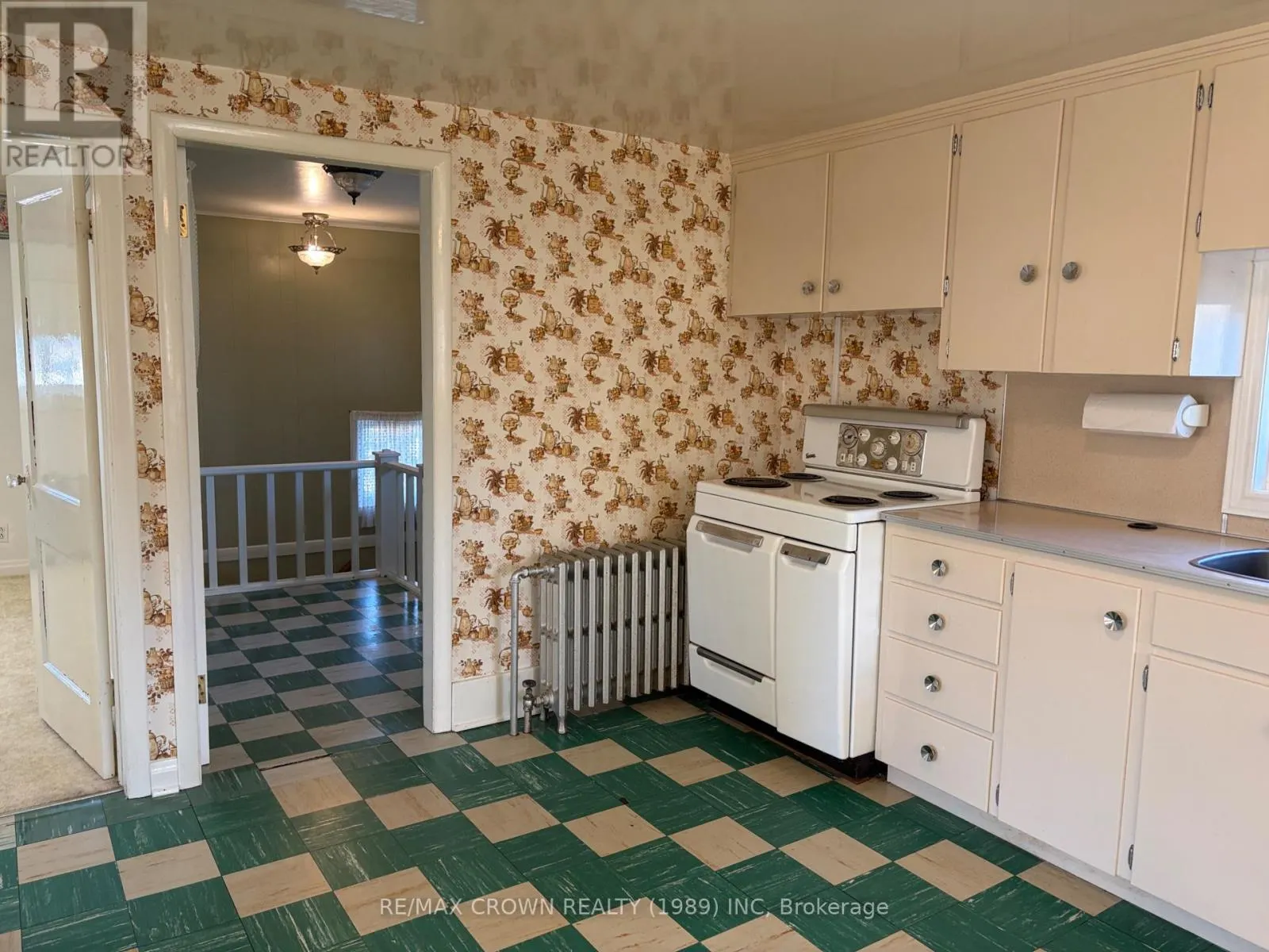 45 CROATIA AVENUE