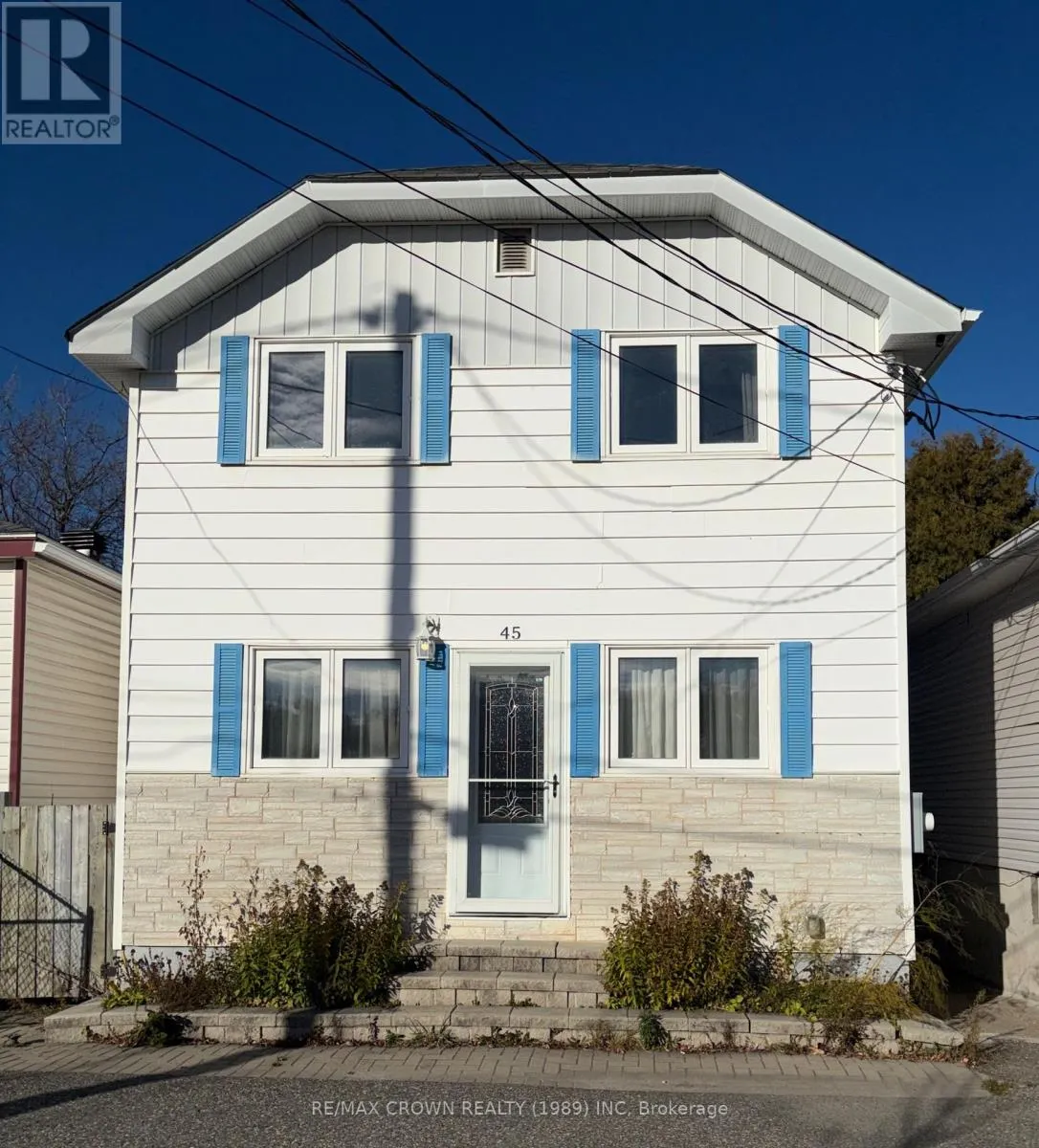 45 CROATIA AVENUE