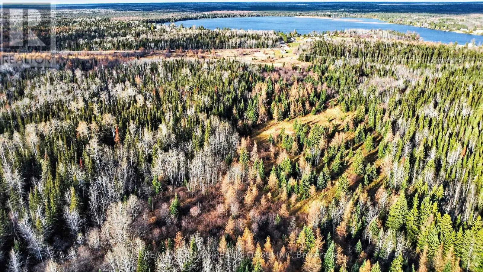 29 SHALLOW LAKE W ROAD