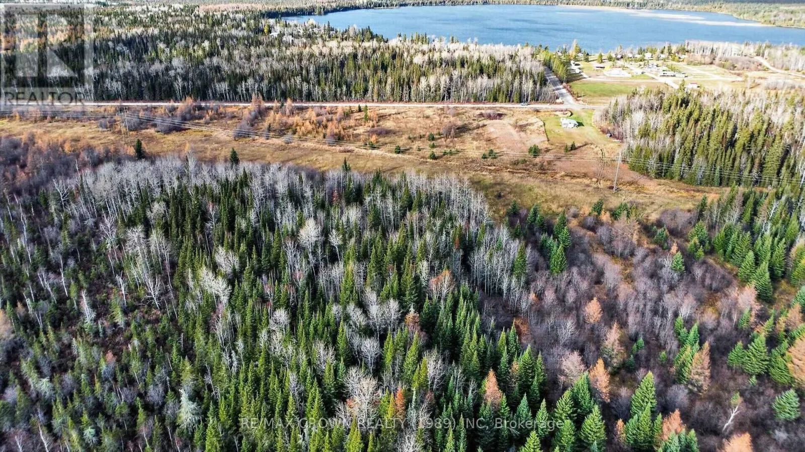29 SHALLOW LAKE W ROAD