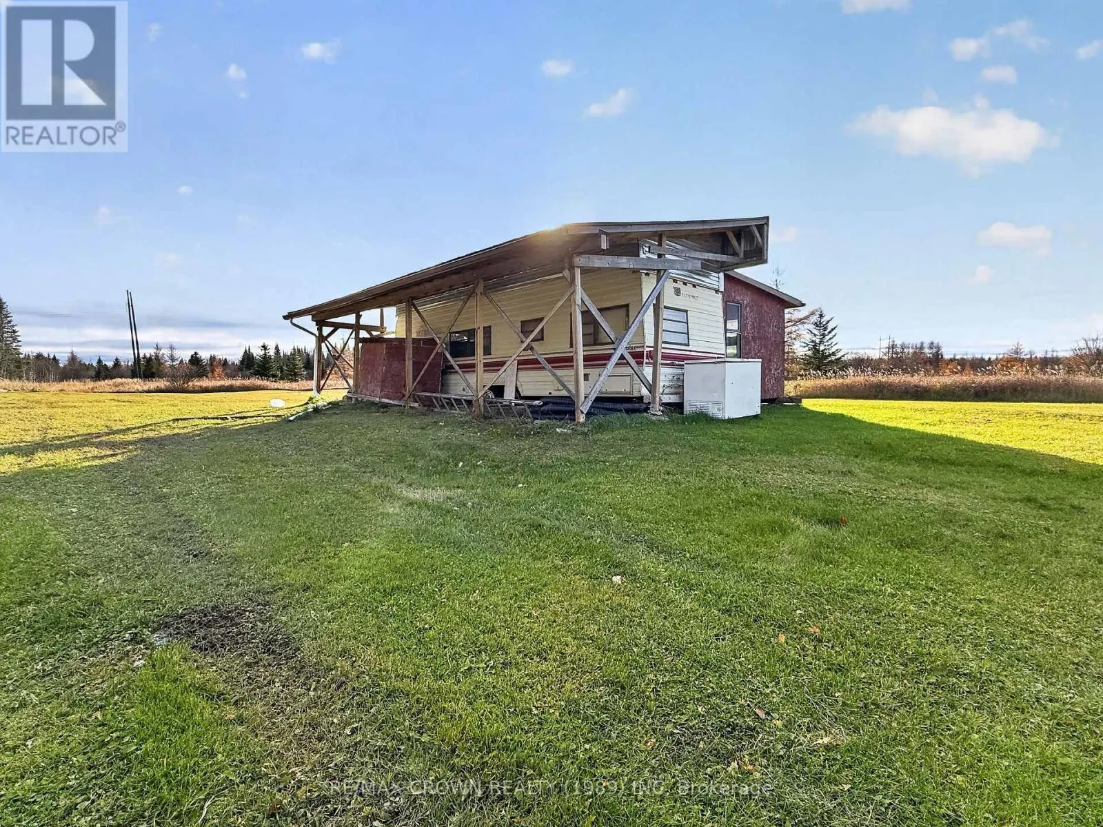 29 SHALLOW LAKE W ROAD