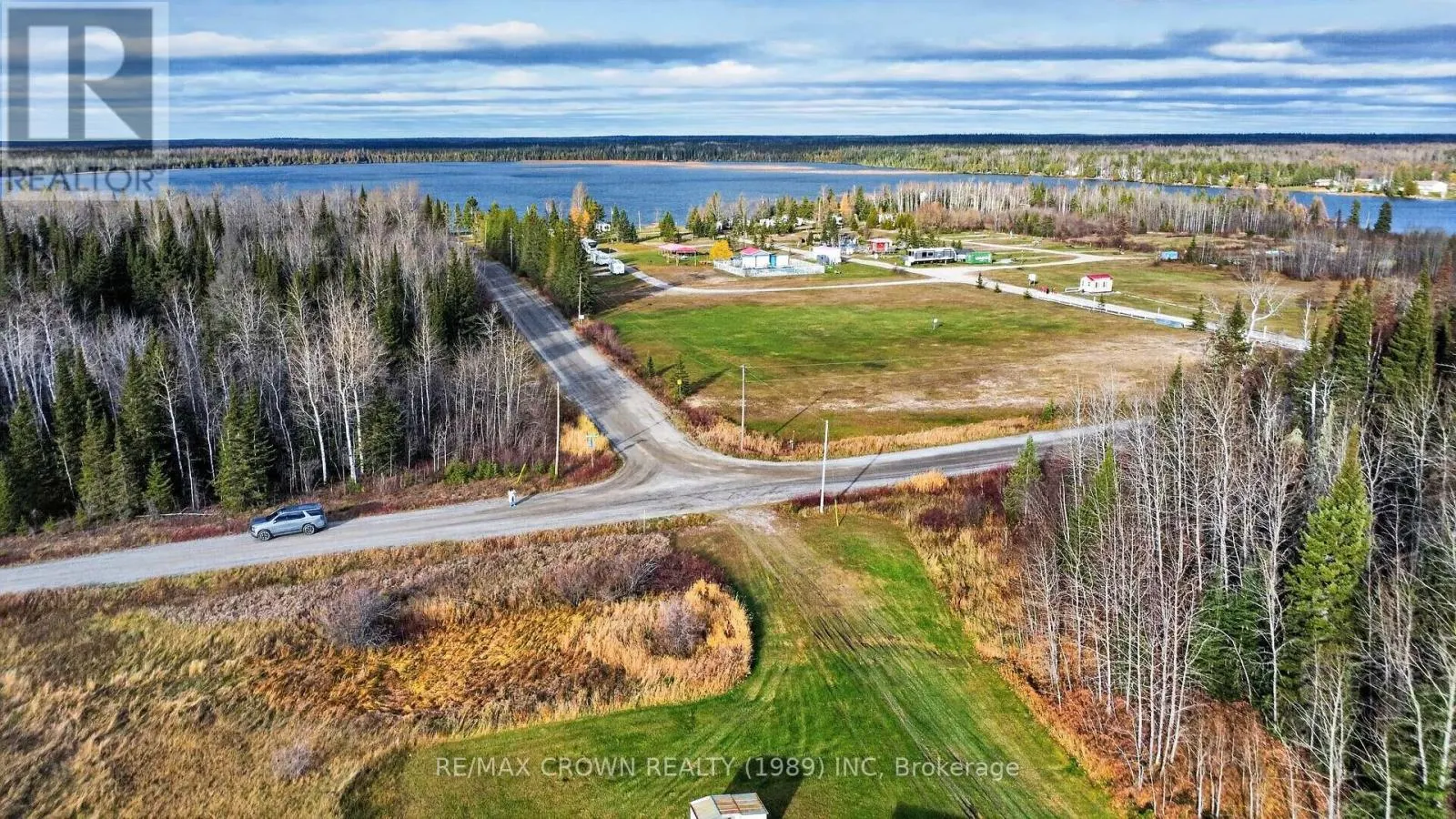 29 SHALLOW LAKE W ROAD