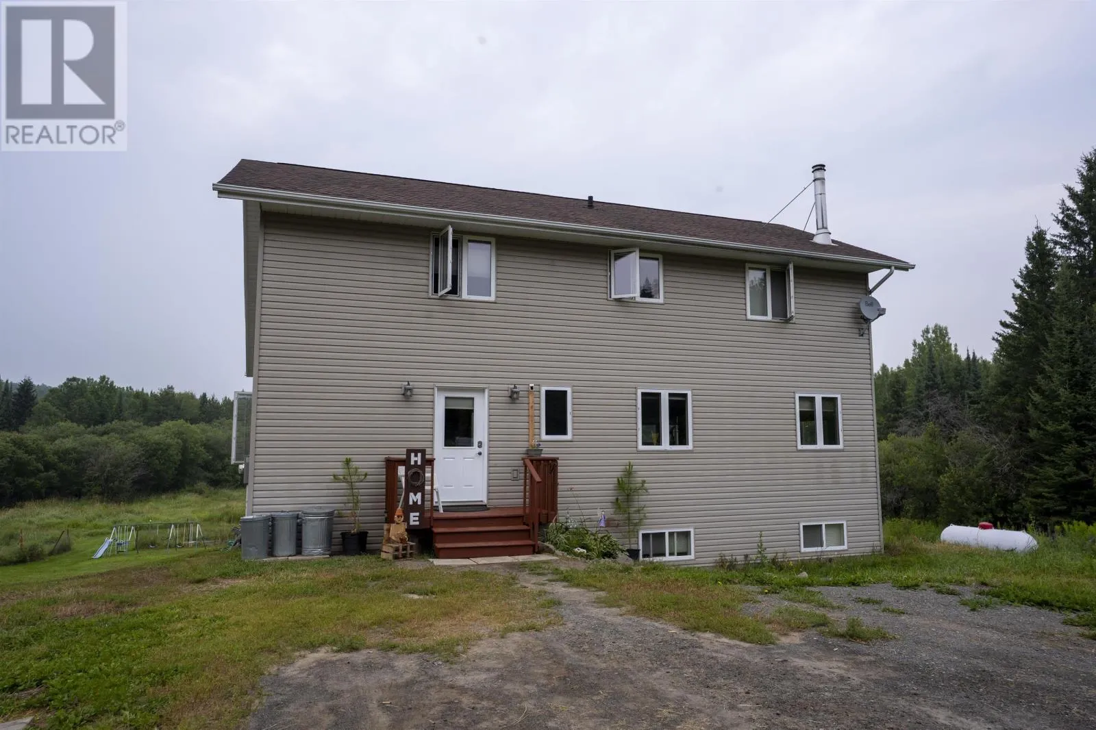 468 Mokomon RD W