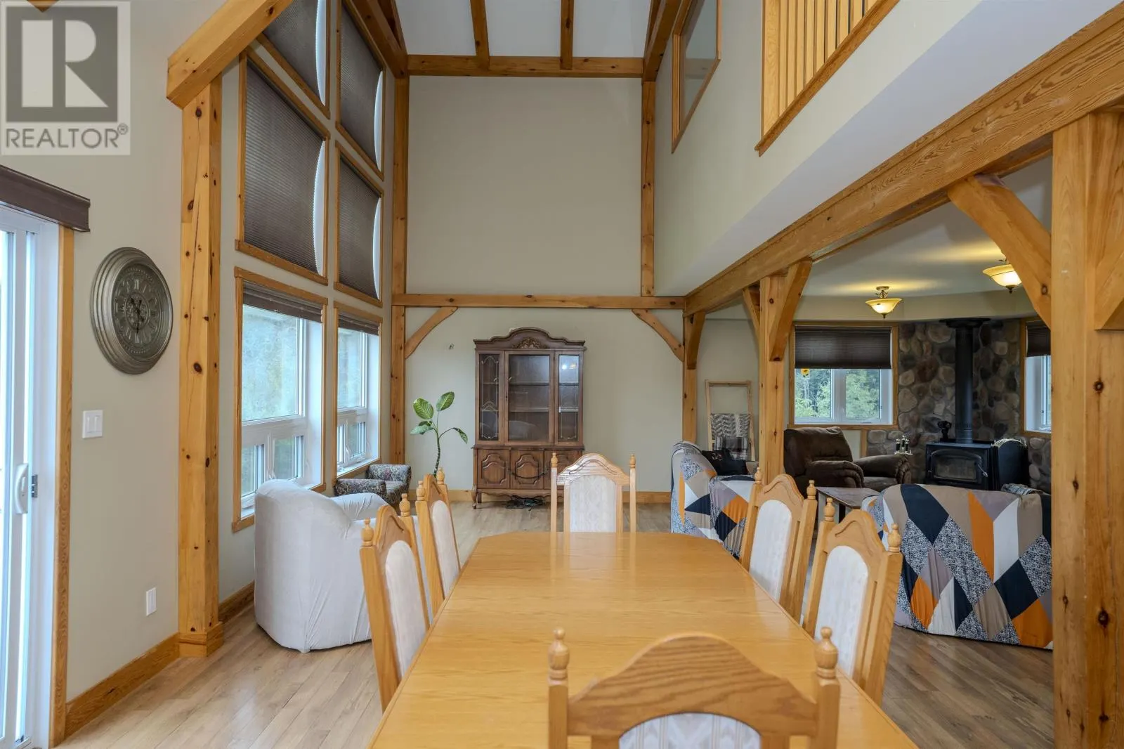 468 Mokomon RD W