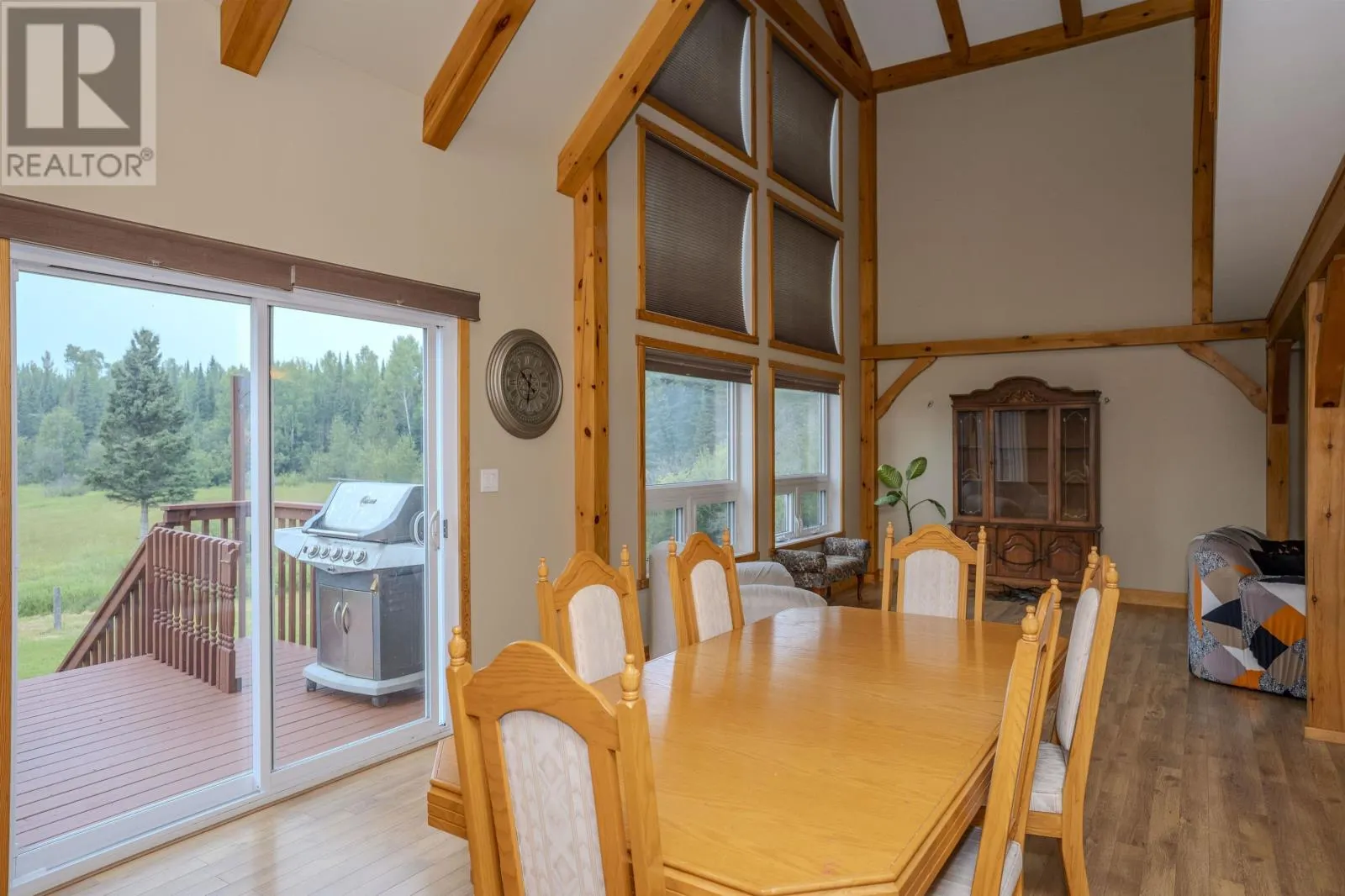 468 Mokomon RD W