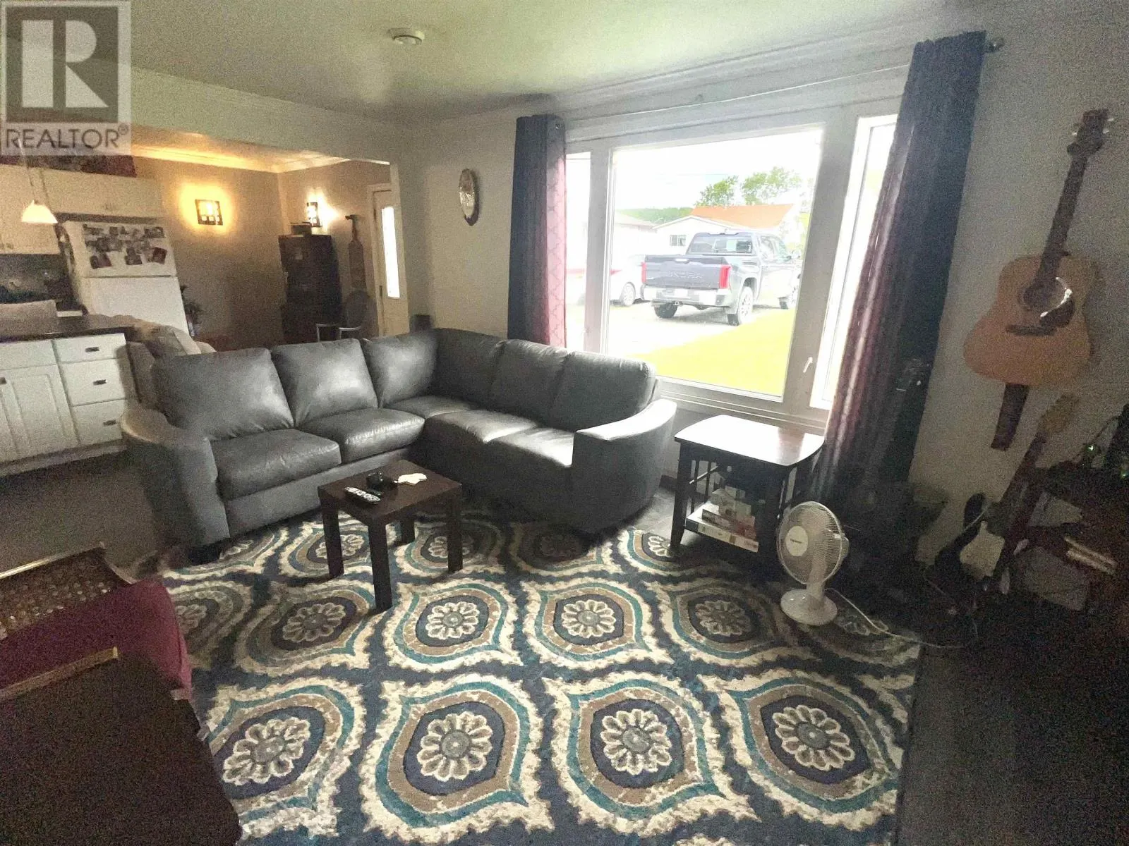 21 Grenville AVE