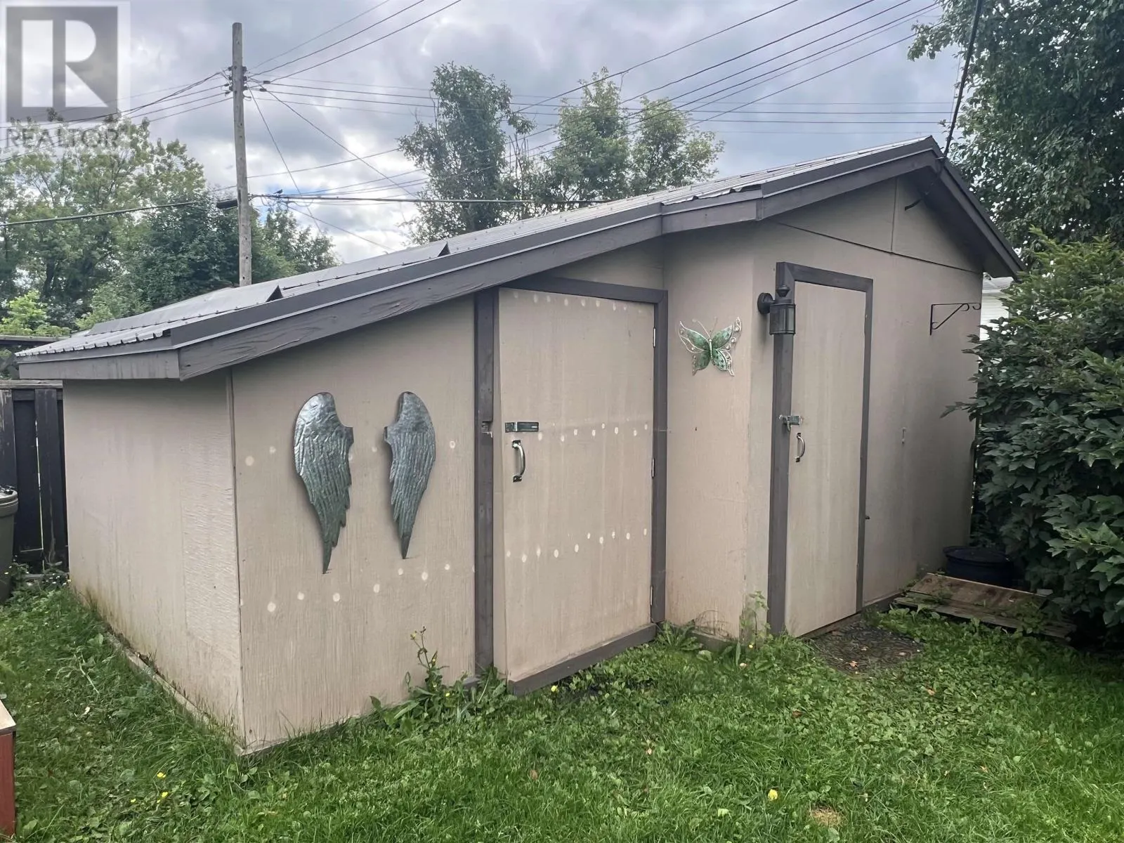 21 Grenville AVE