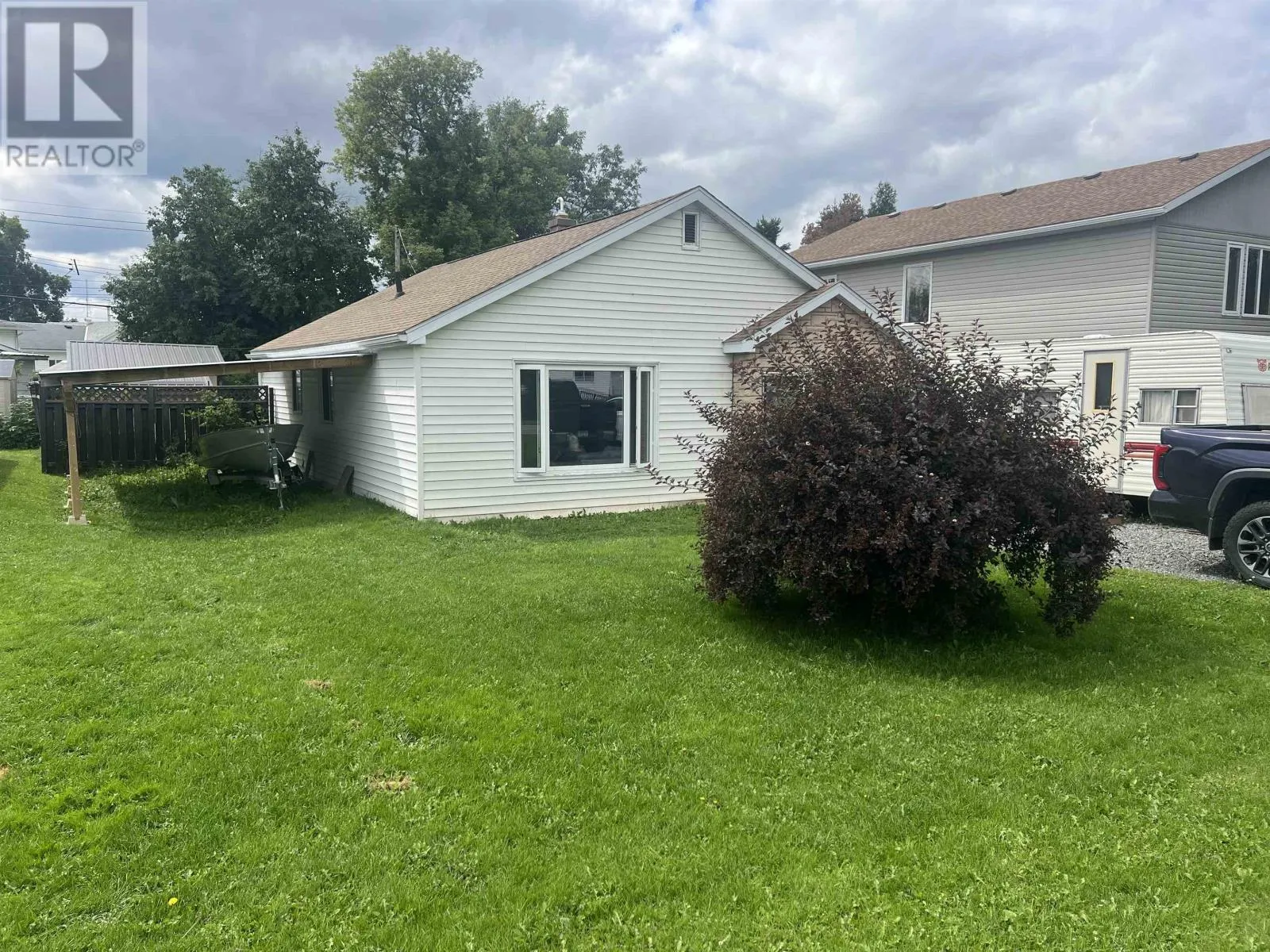 21 Grenville AVE