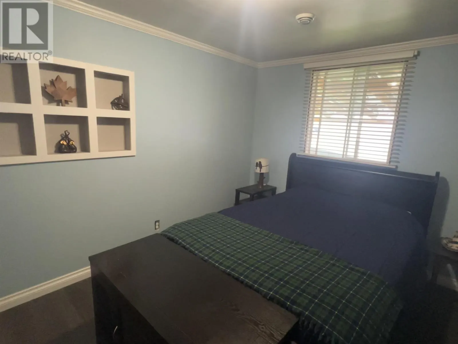 21 Grenville AVE