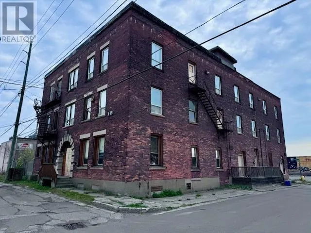 201 HARDISTY ST
