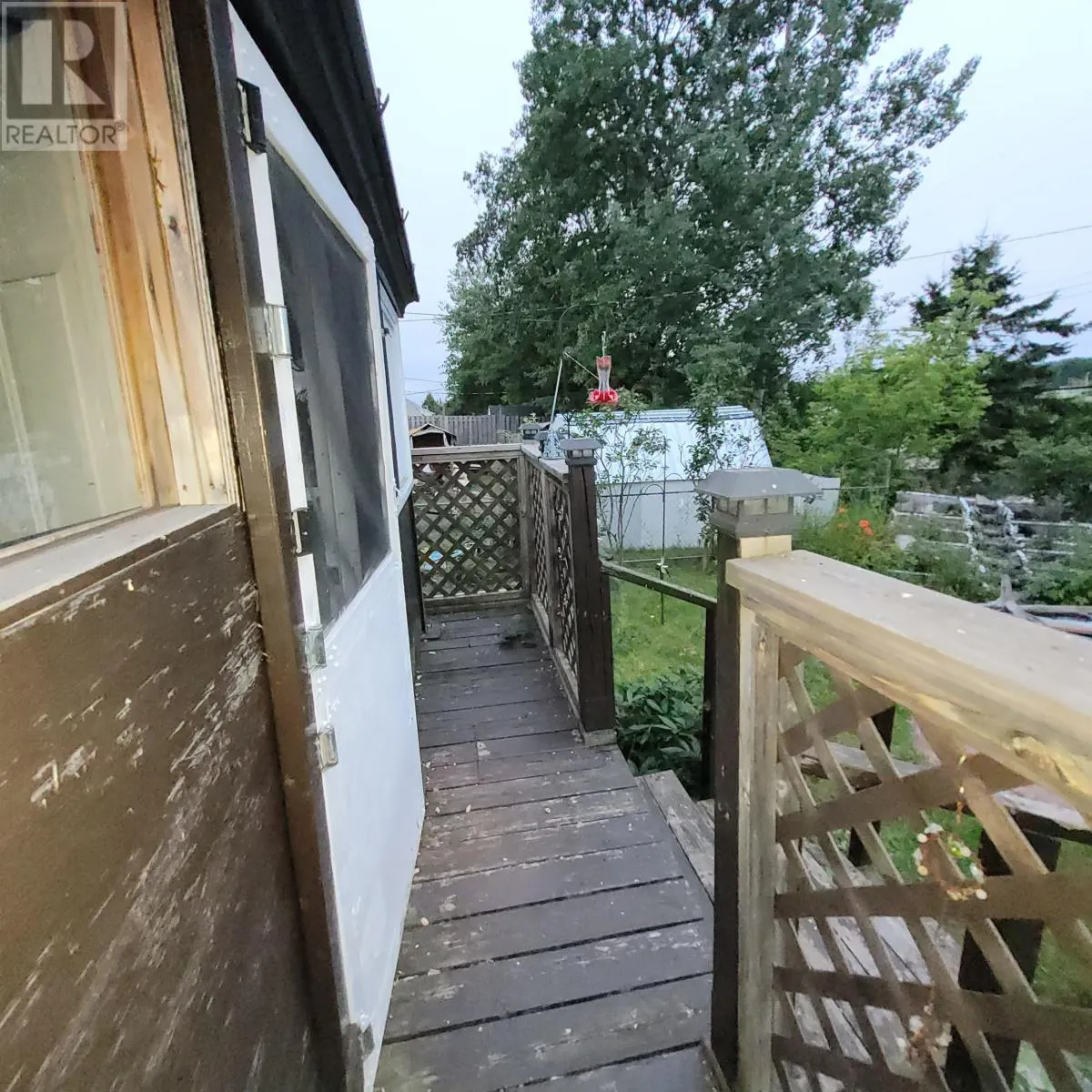 25 Manitou Road