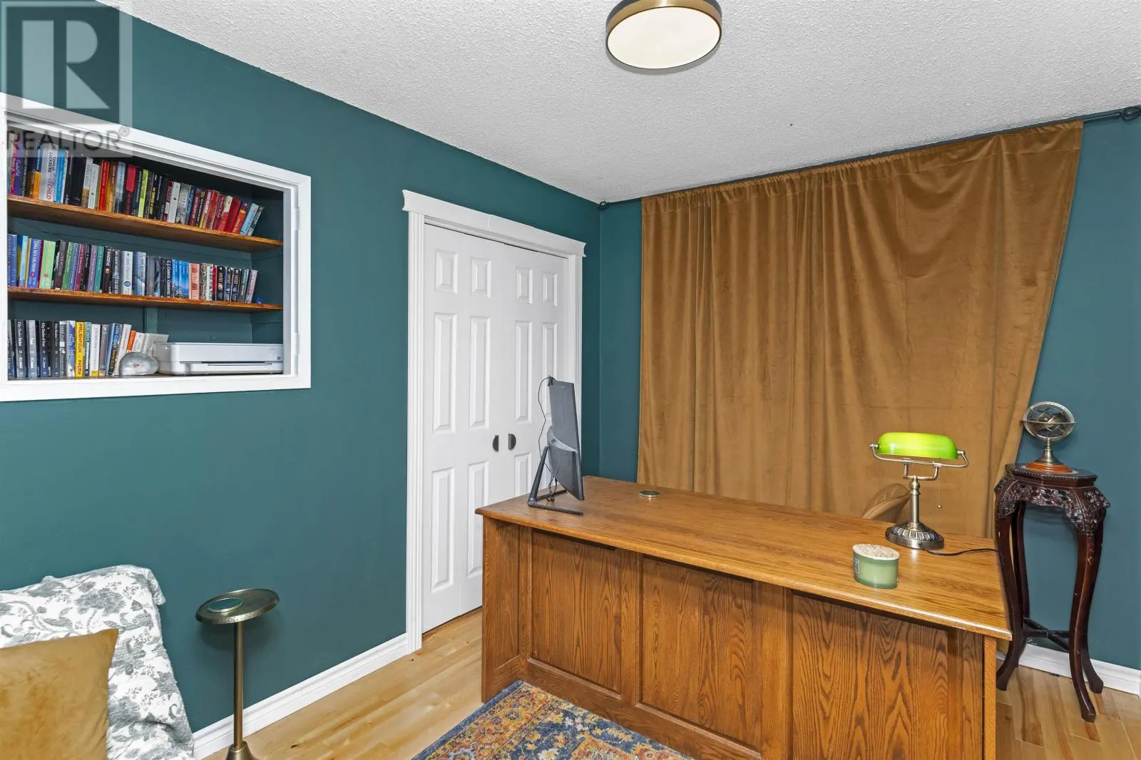 425 Chelsea Cres.