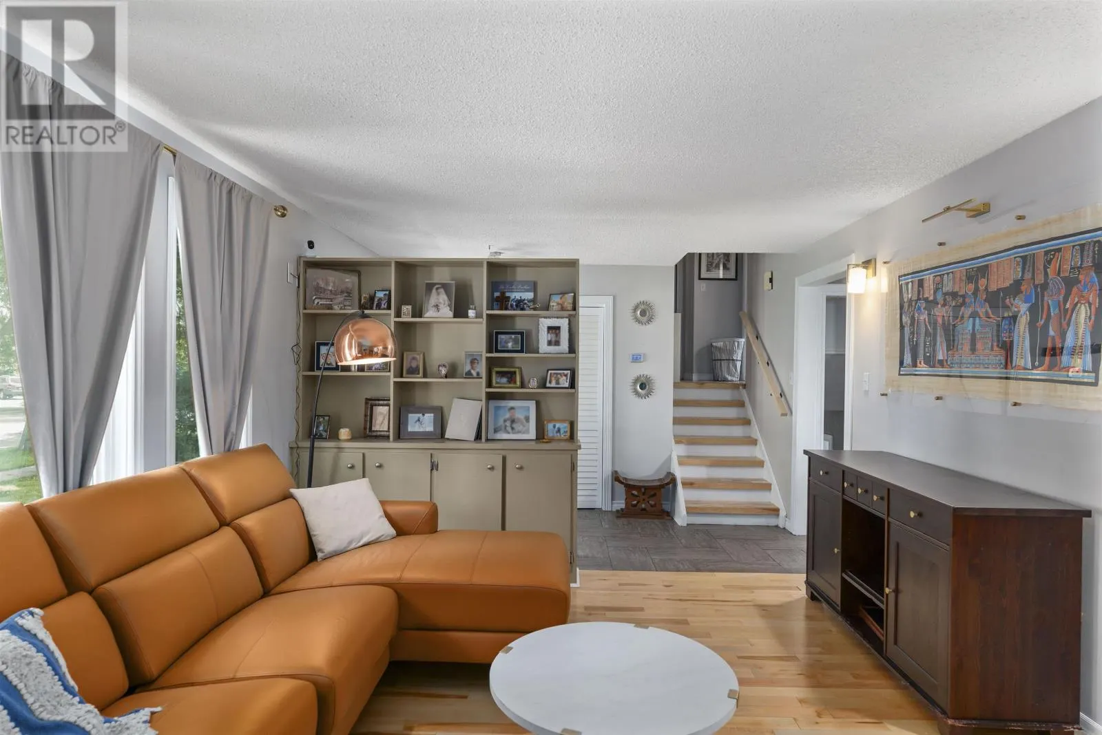 425 Chelsea Cres.