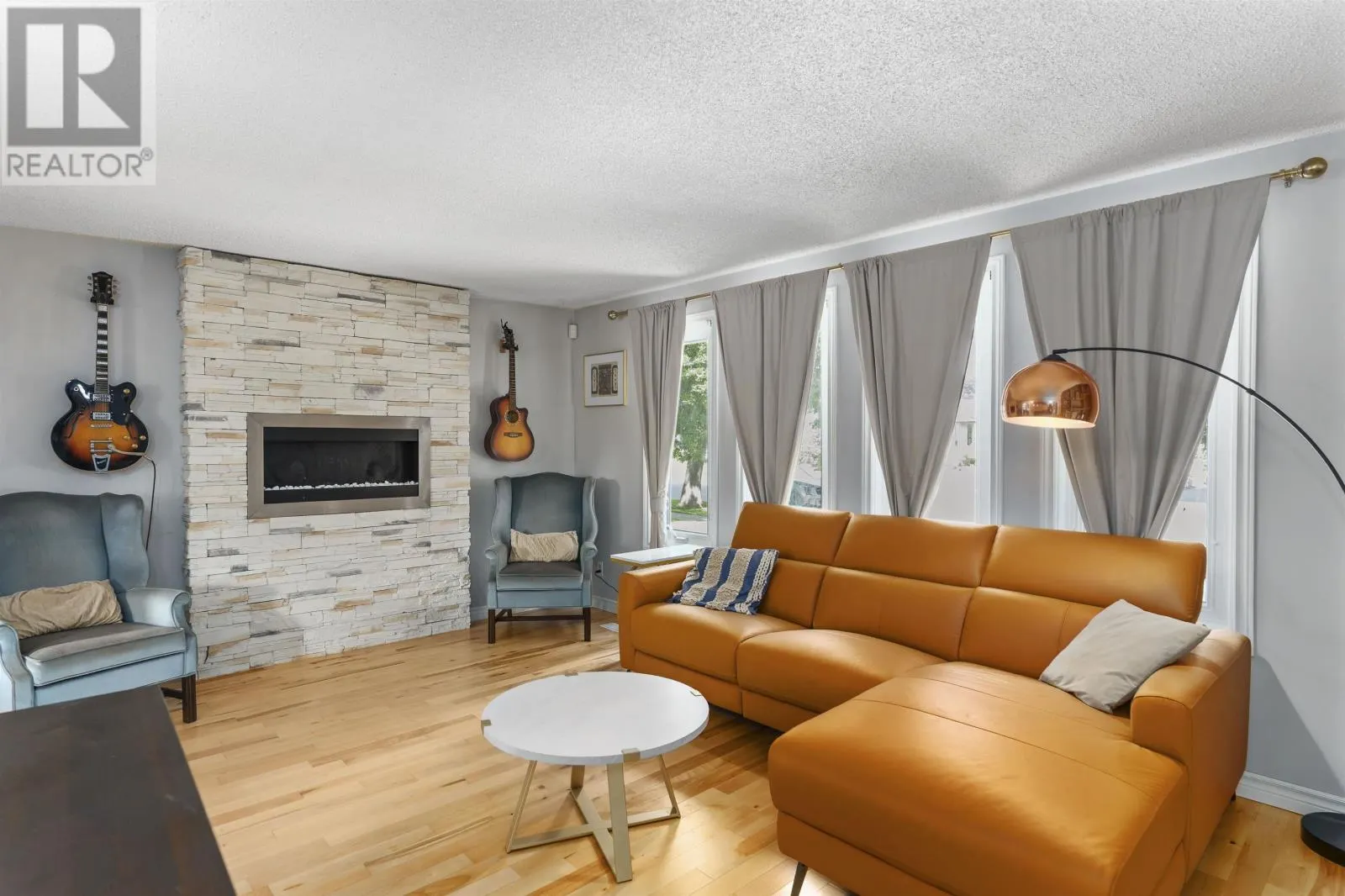 425 Chelsea Cres.