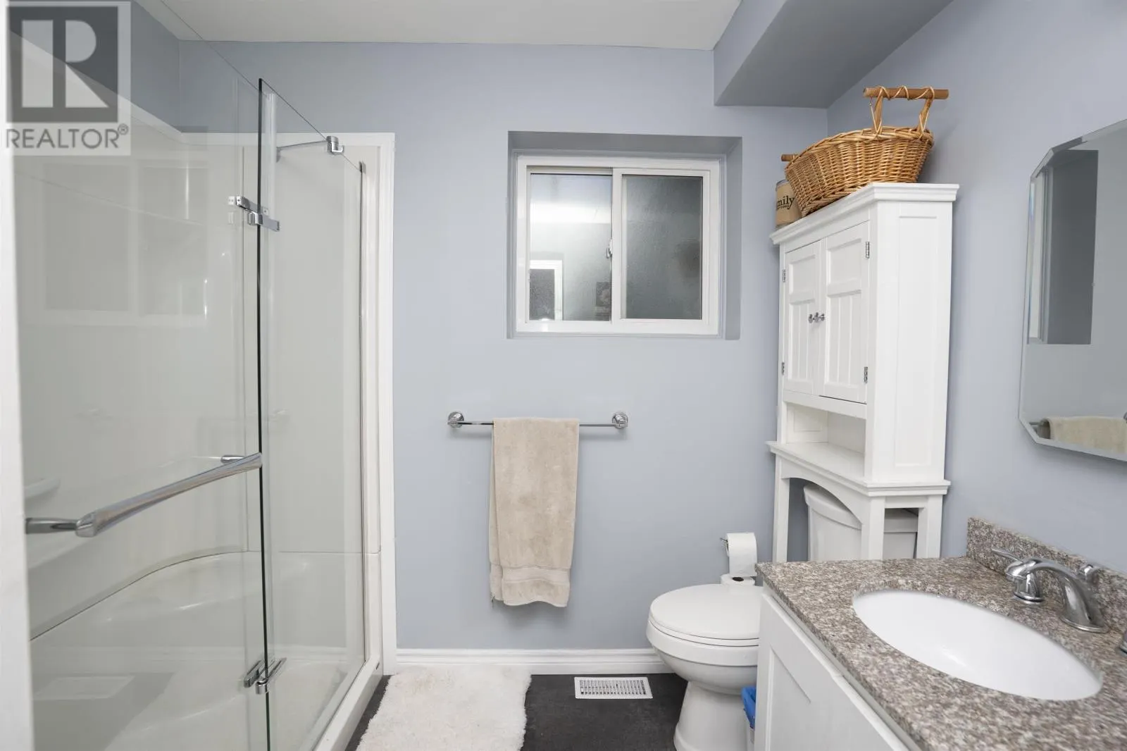 425 Chelsea Cres.