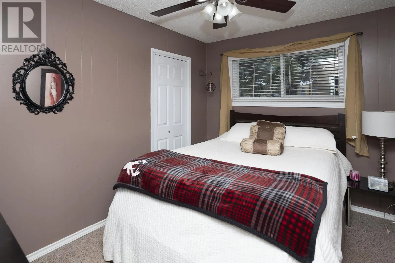 425 Chelsea Cres.