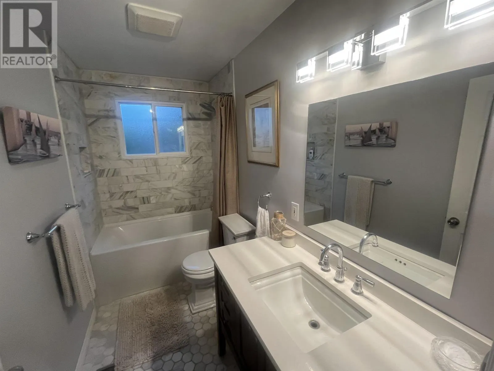 425 Chelsea Cres.