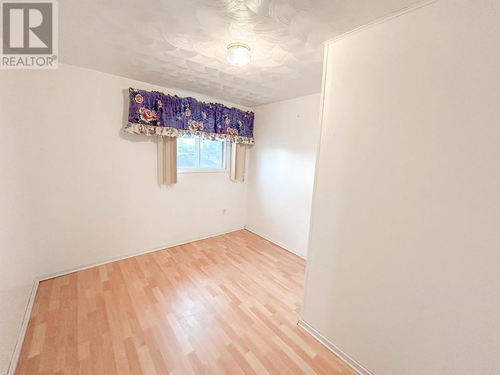 137 Kenogami DR