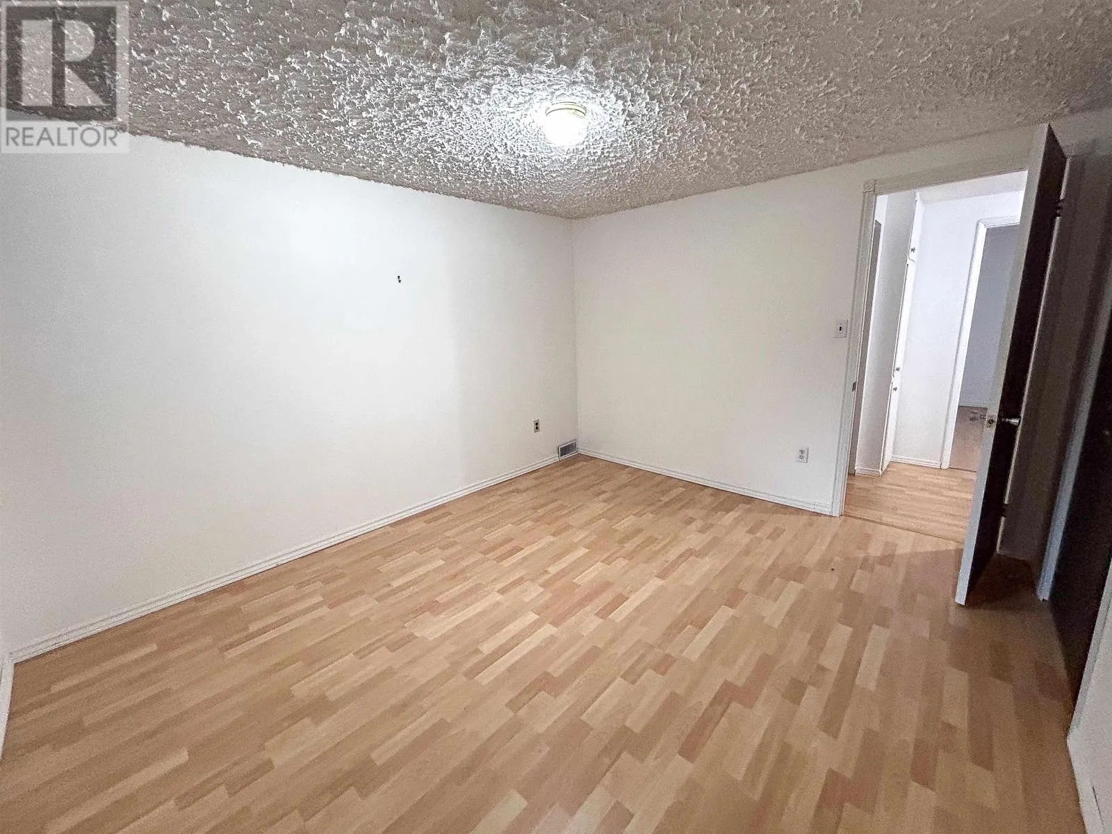 137 Kenogami DR