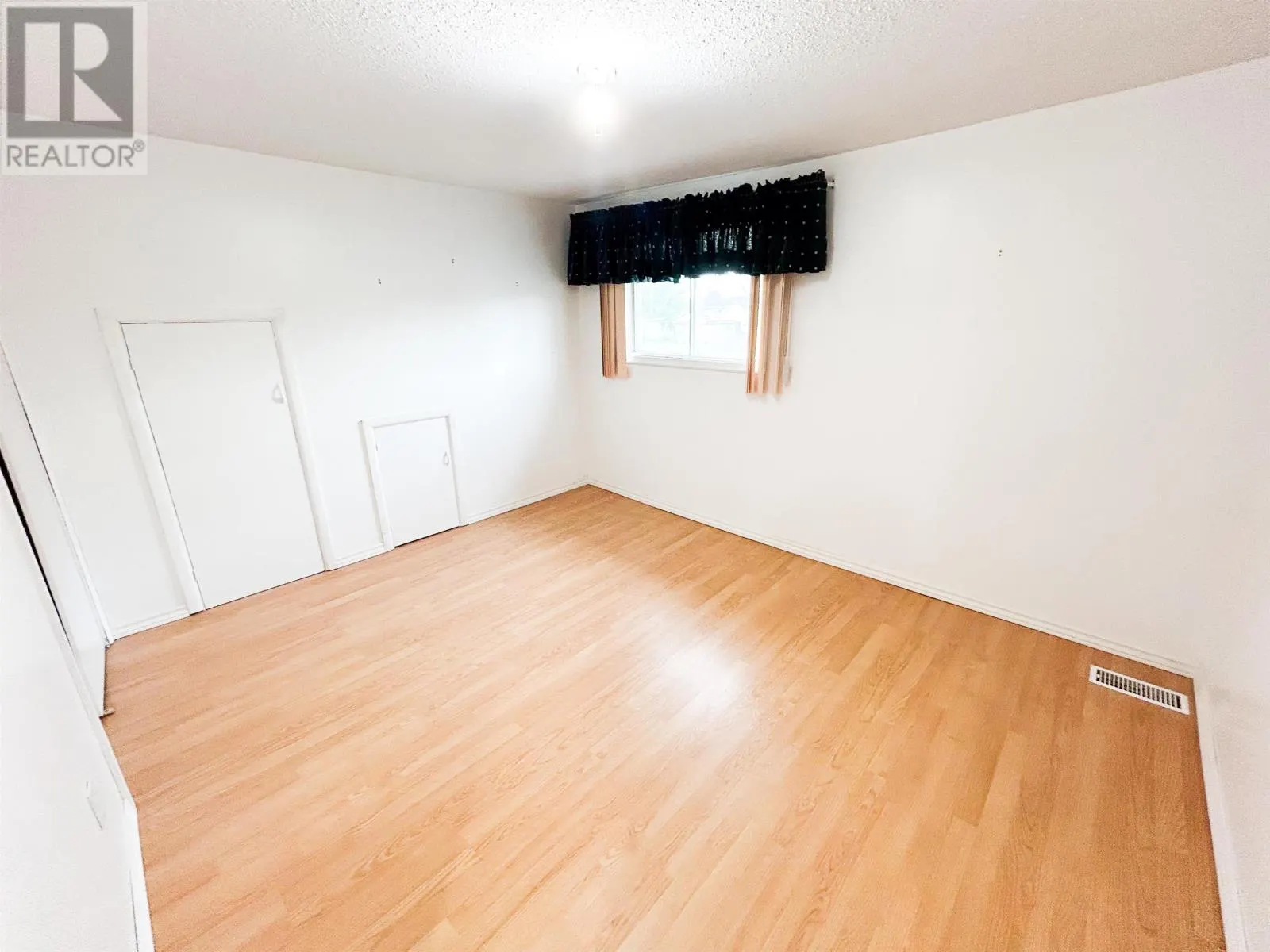 137 Kenogami DR