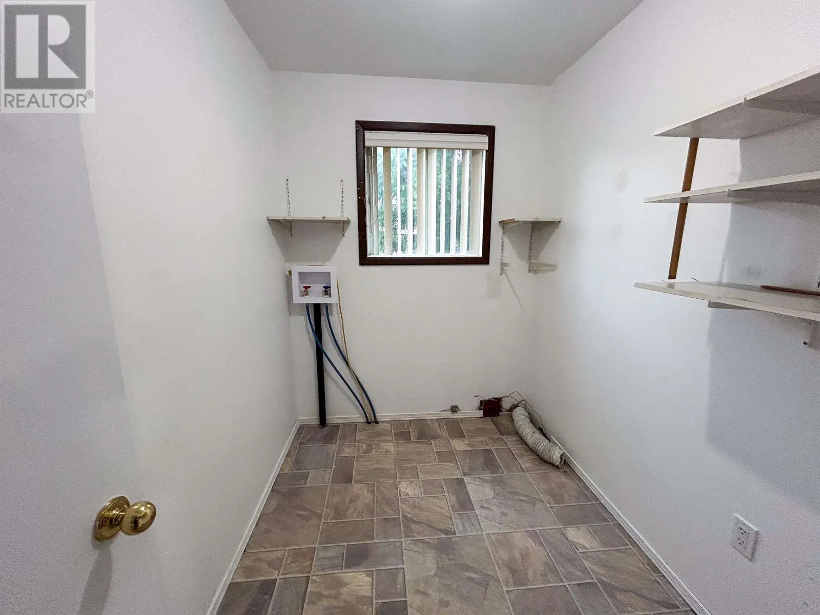 137 Kenogami DR