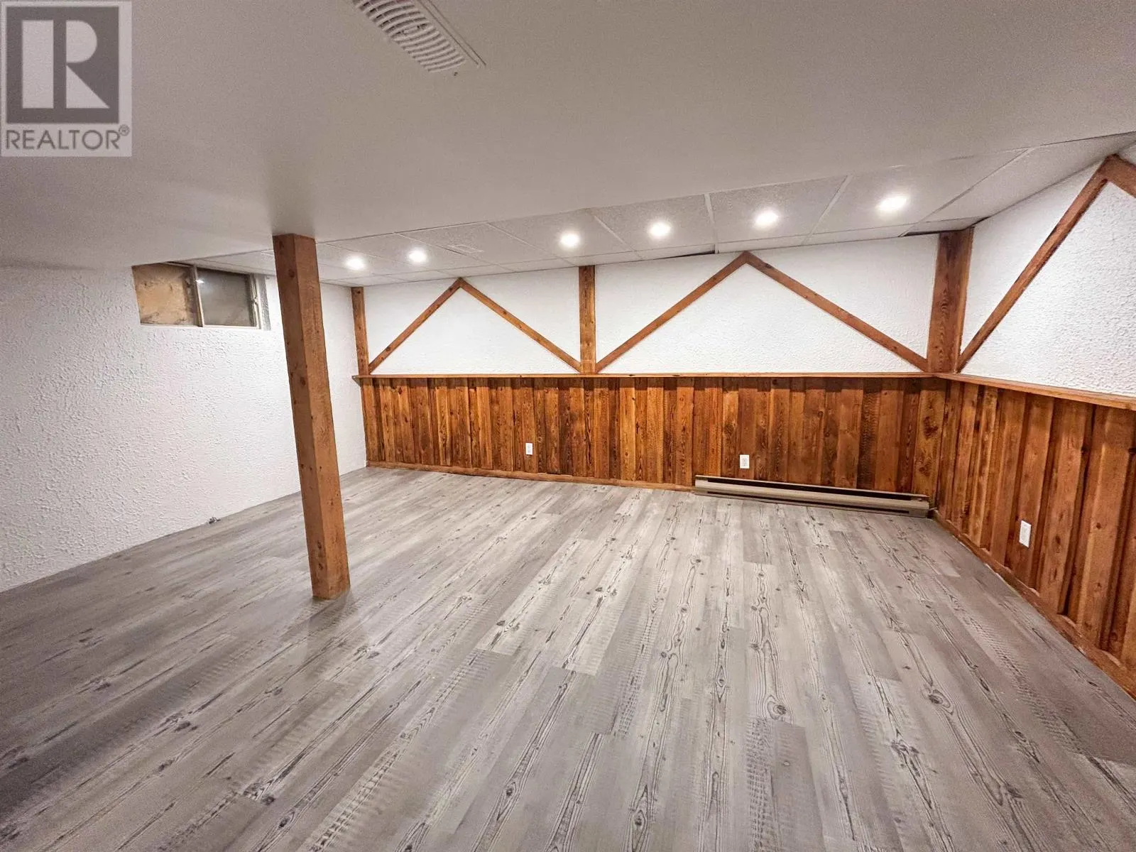 137 Kenogami DR