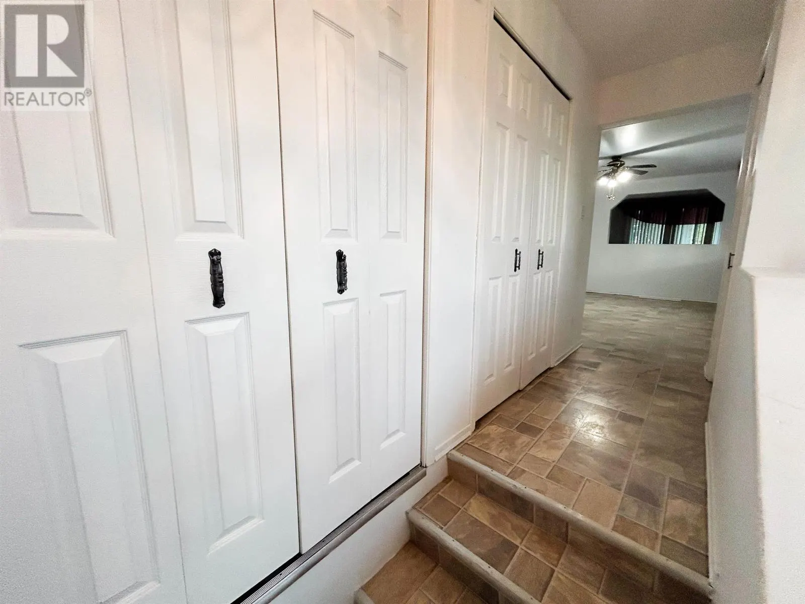137 Kenogami DR