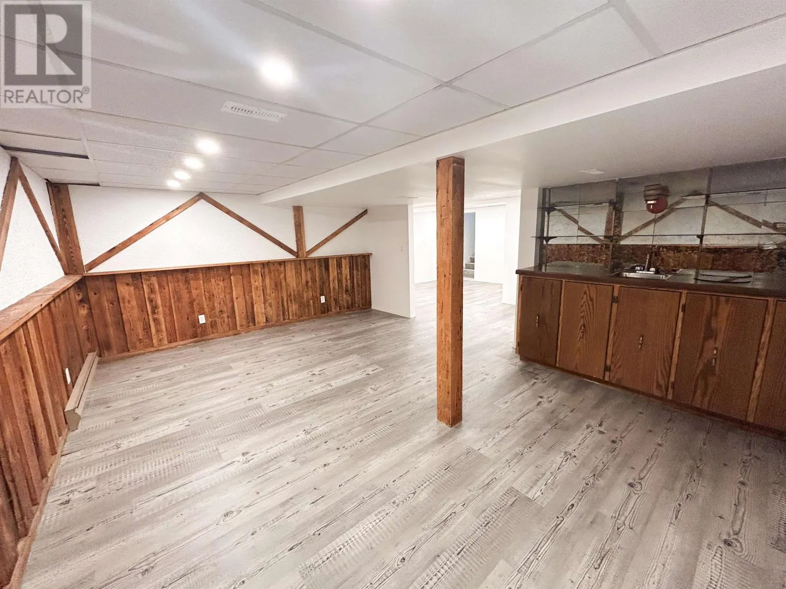 137 Kenogami DR