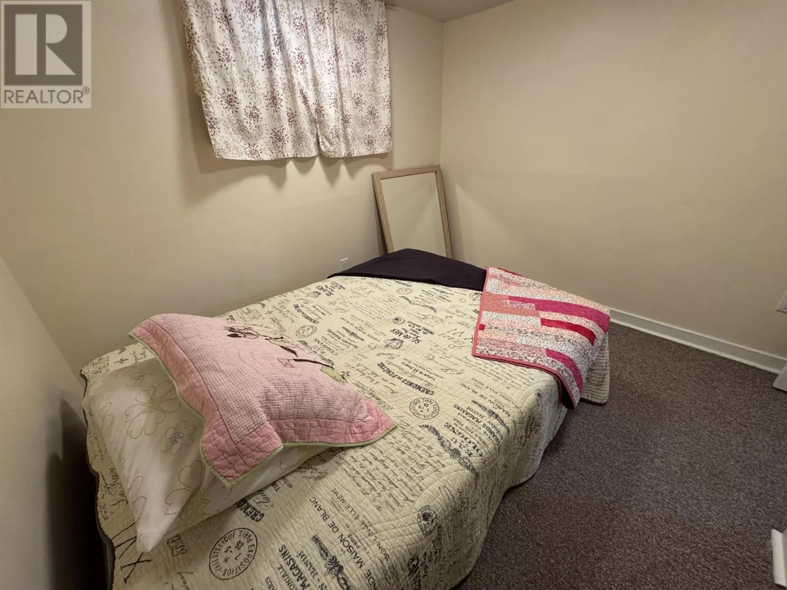 21 Heron DR