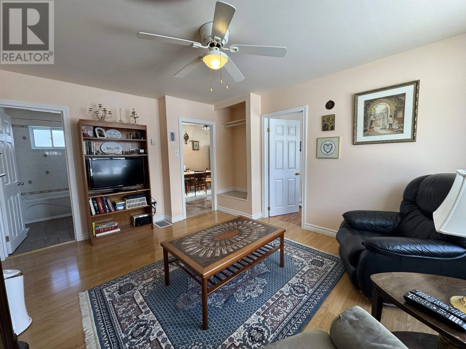 21 Heron DR