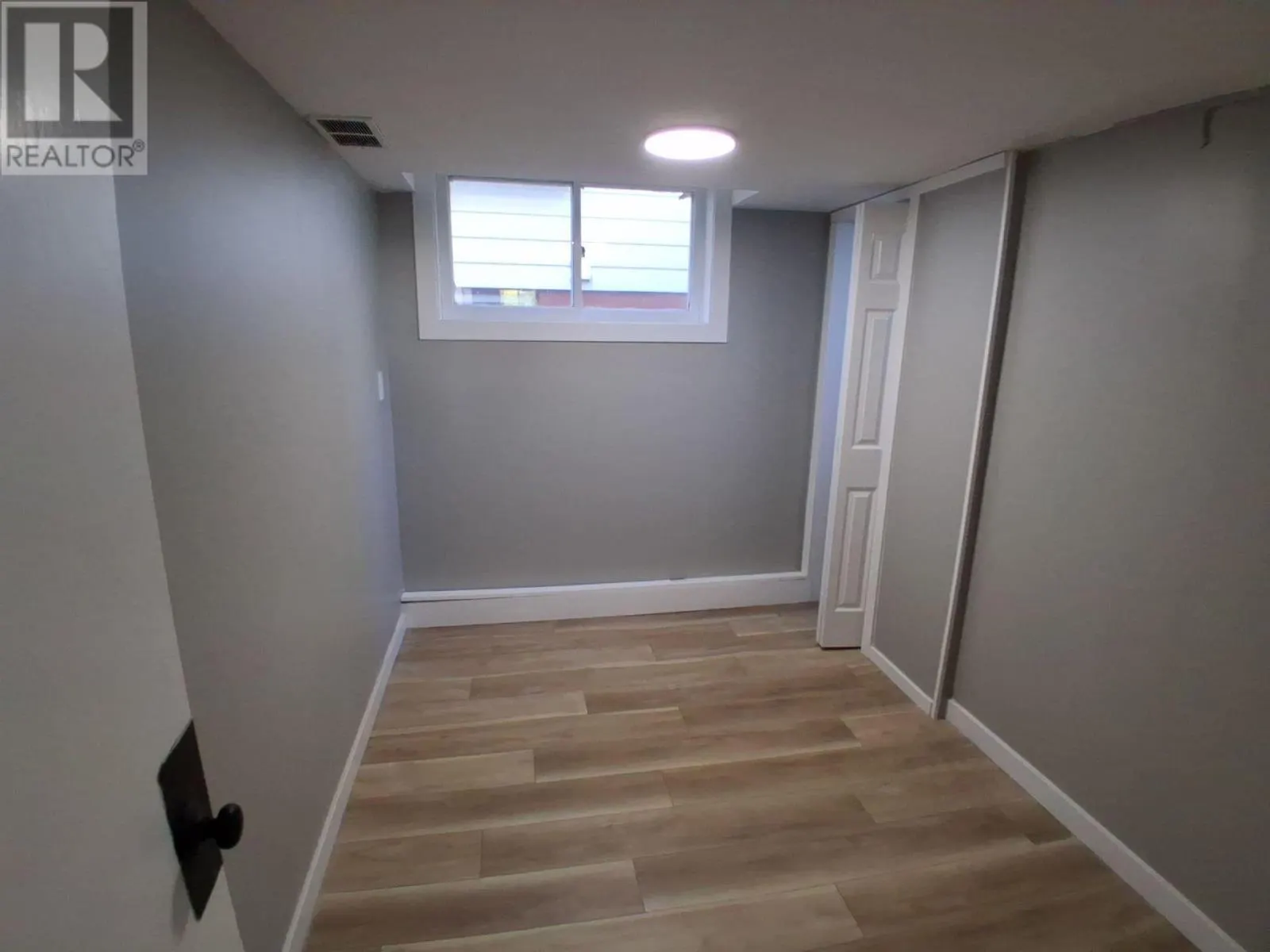 300 Van Horne St.