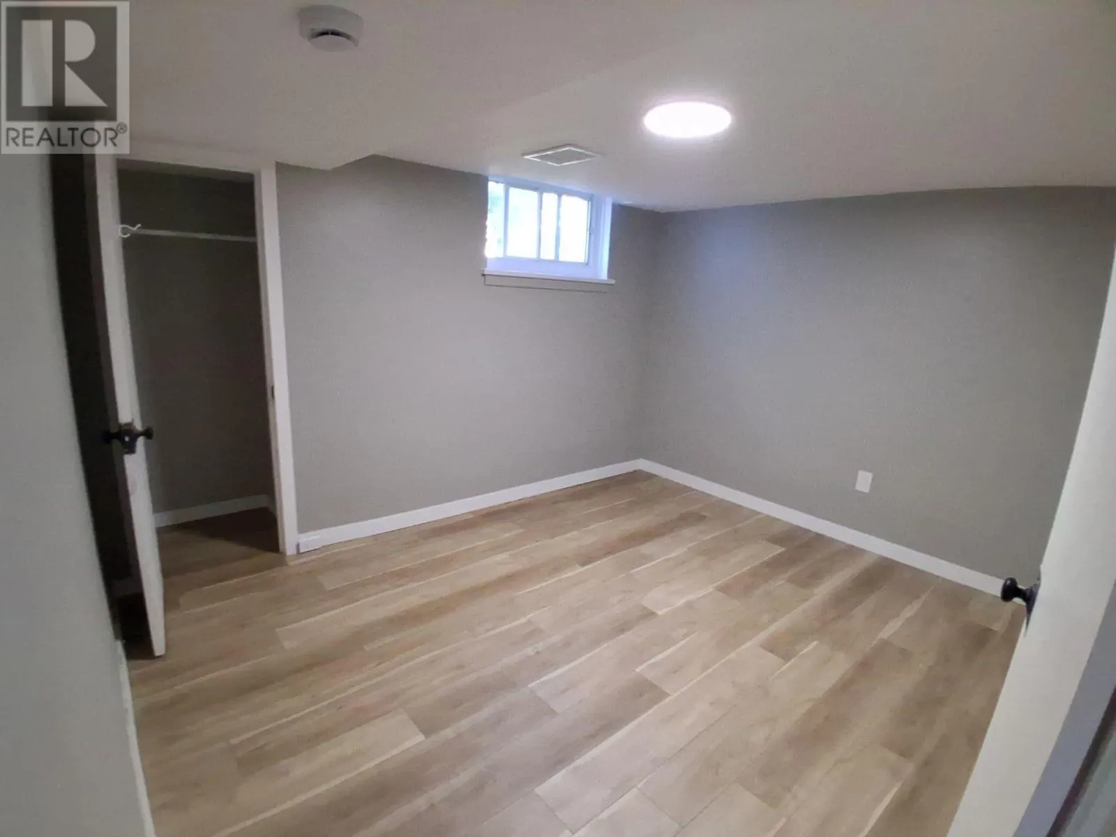 300 Van Horne St.