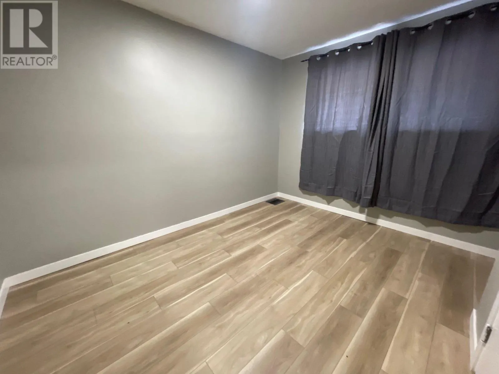 300 Van Horne St.