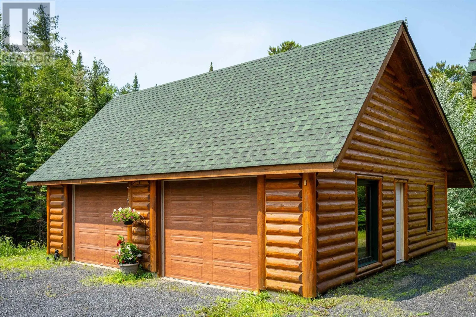 10 Black Bear RD|Crow Lake