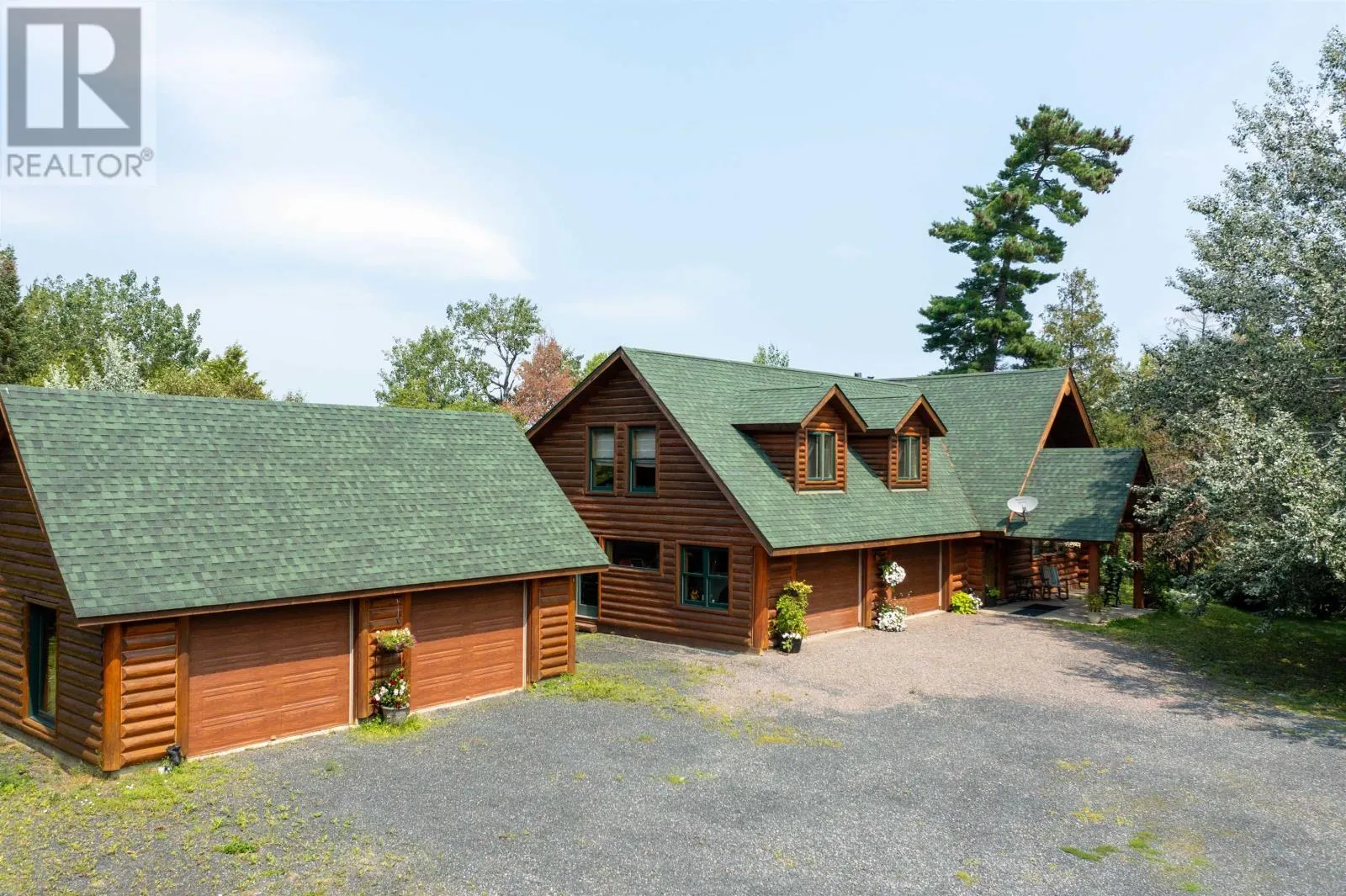 10 Black Bear RD|Crow Lake