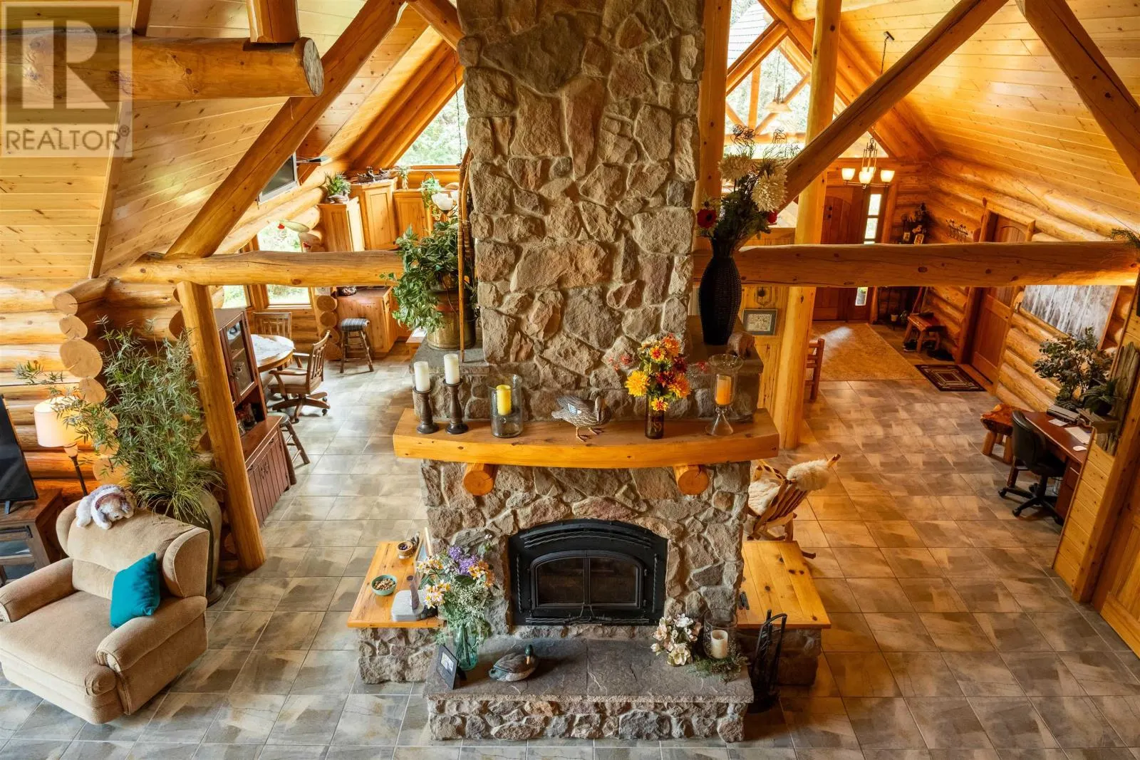 10 Black Bear RD|Crow Lake